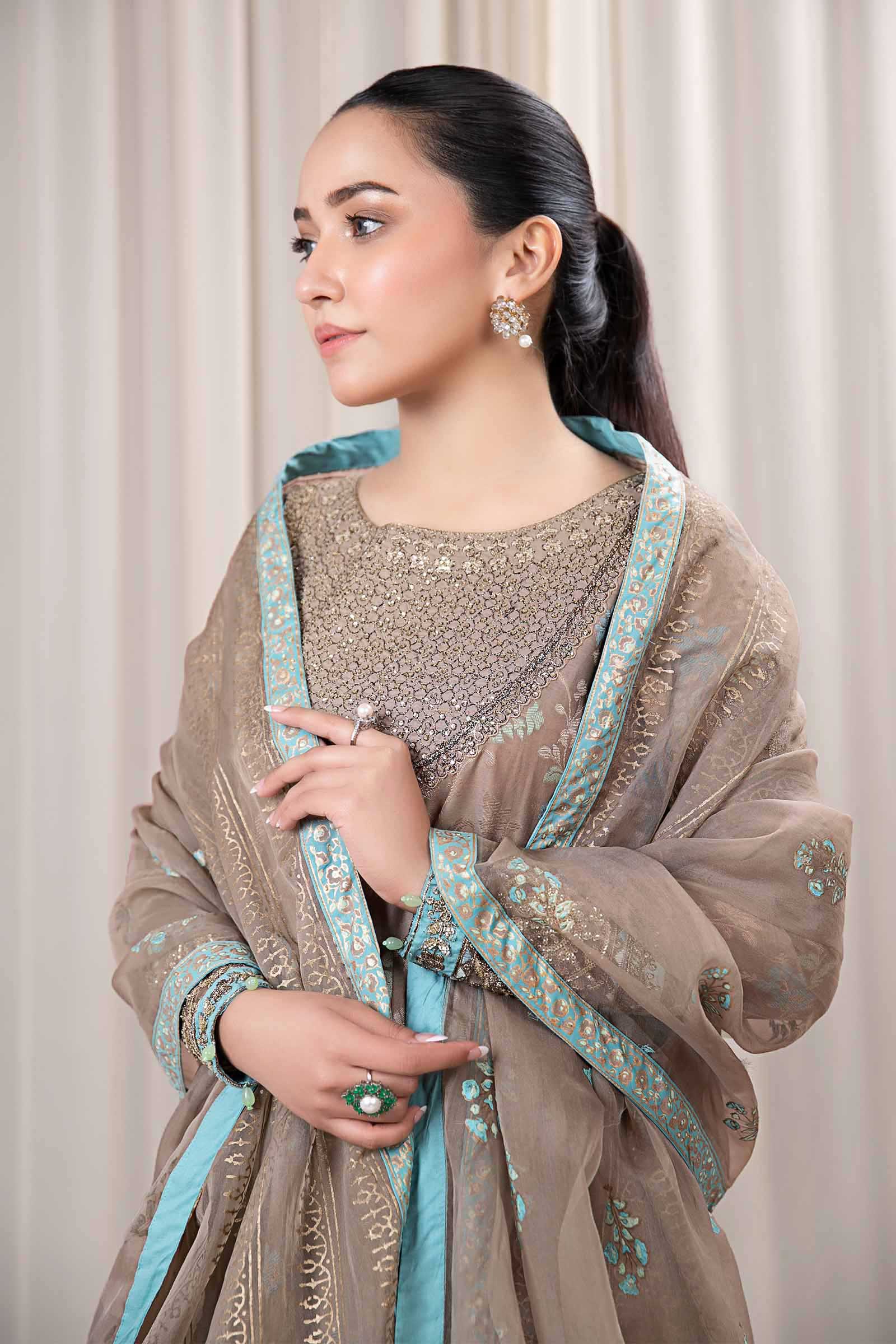 3 Piece Dyed Jacquard Broshia Suit - Image 2