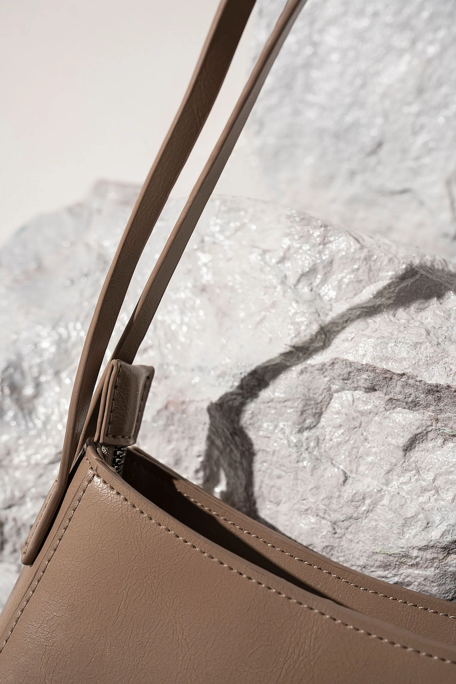 Elongated Shoulder Bag - Image 3