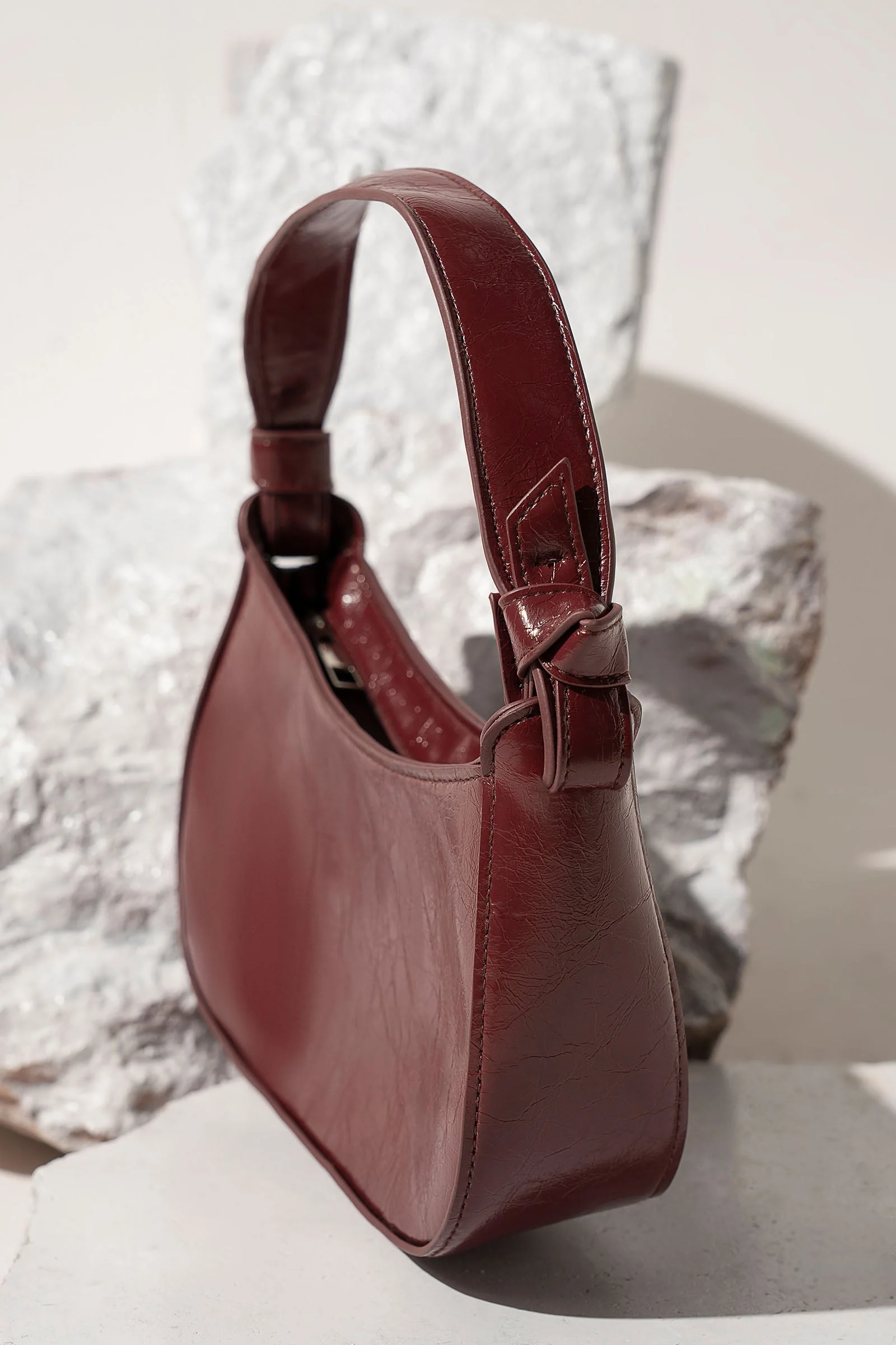Knotted Baguette Bag - Image 5