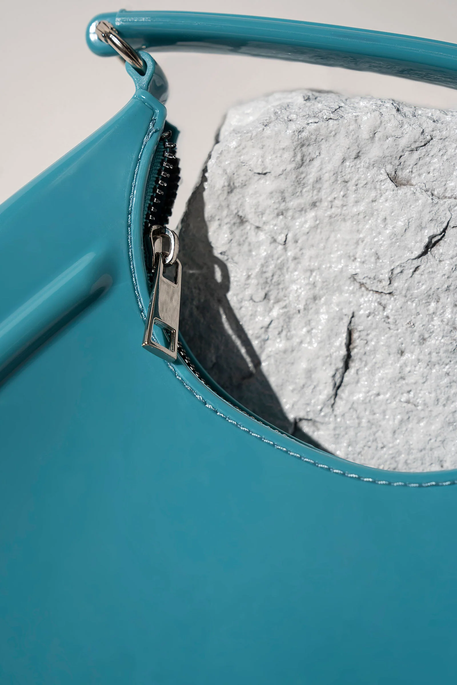 Hobo Moon Bag - Image 4