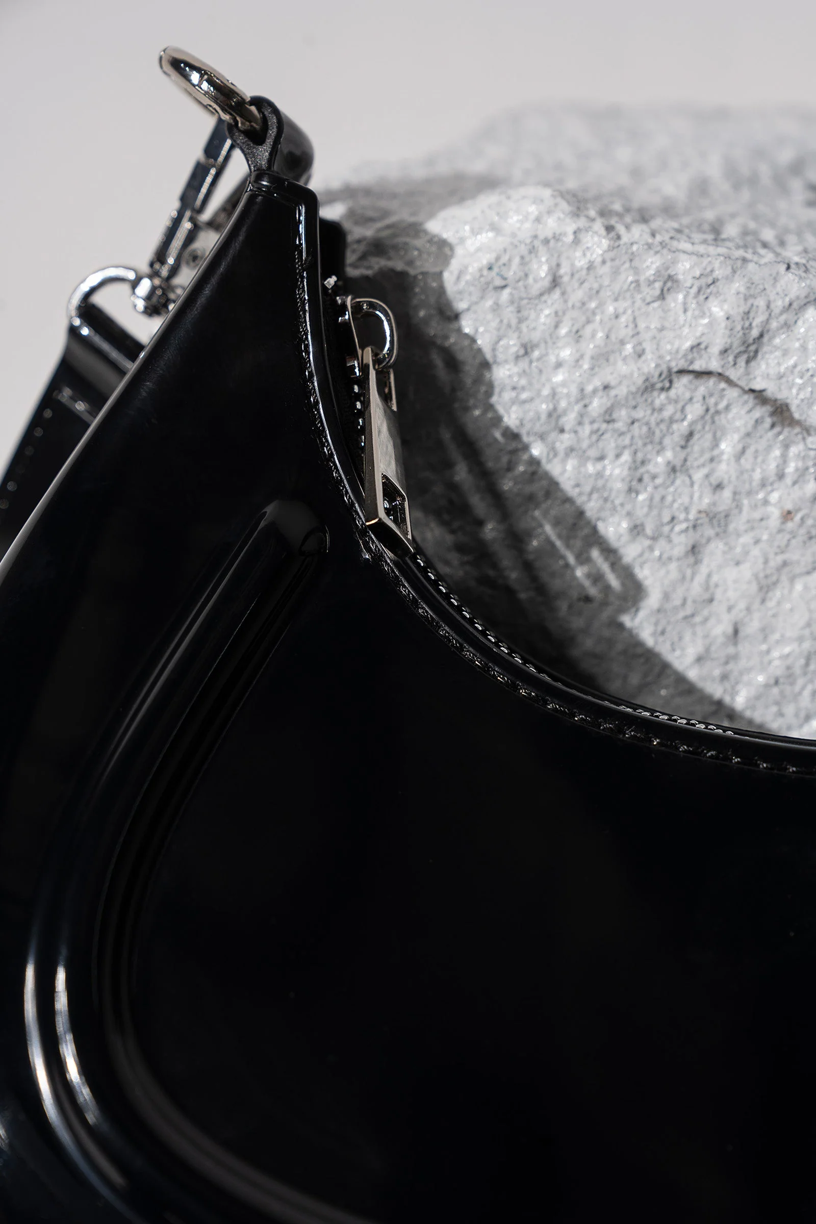 Hobo Moon Bag - Image 6