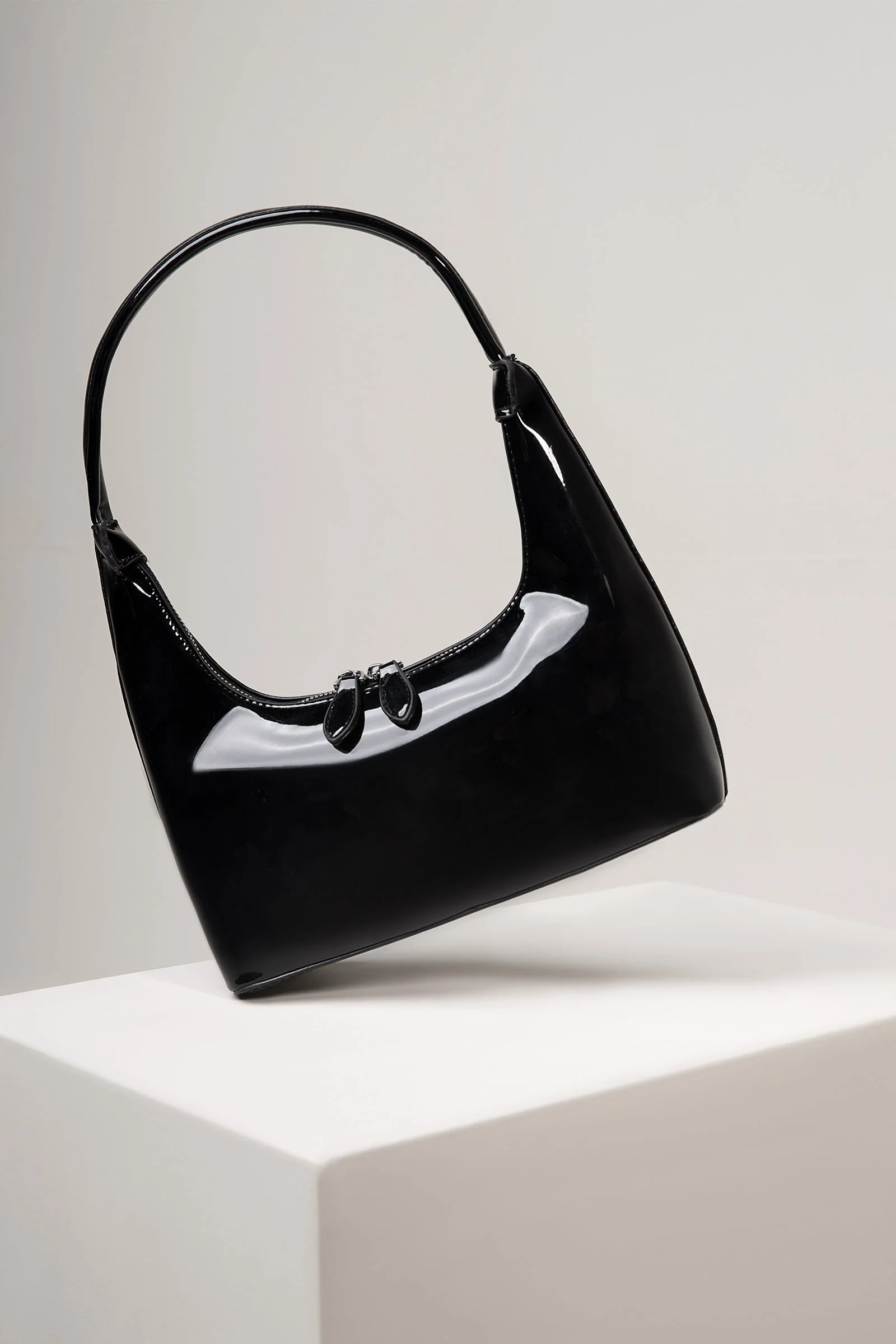 Patent Hobo Bag | ABG-S25-8B - Image 4