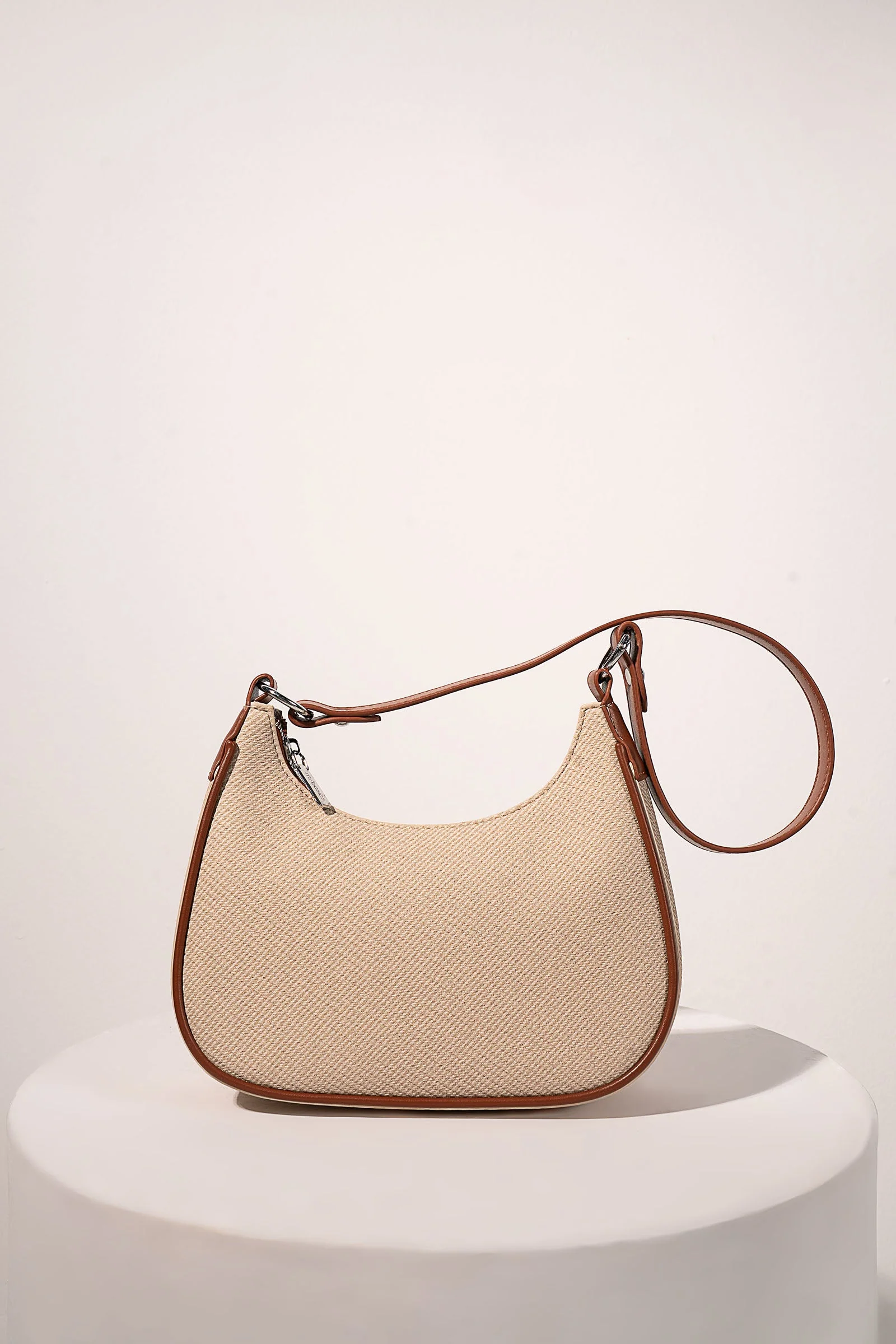 Everyday Baguette Bag - Image 6