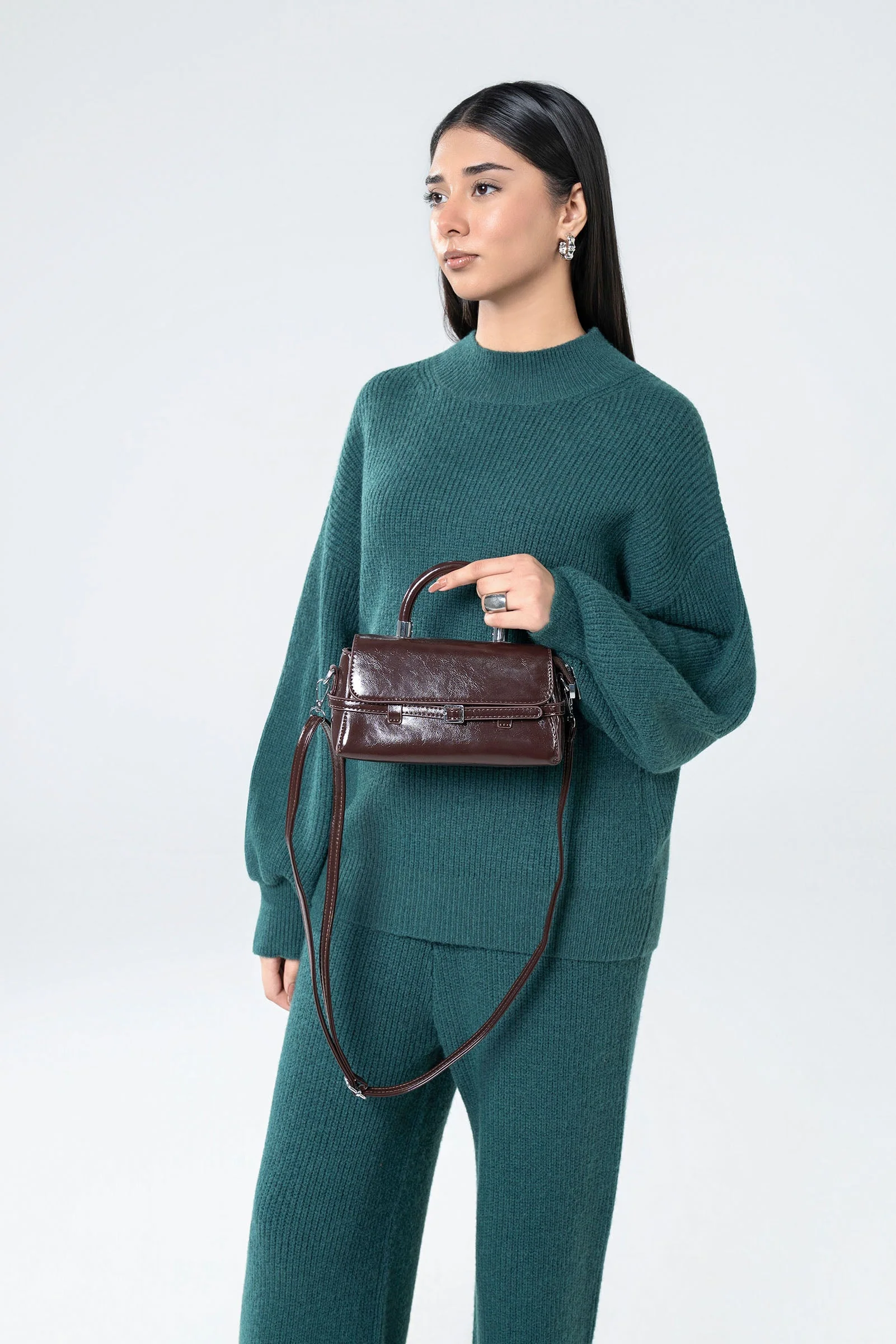Elongated Trapeze Bag - Image 4