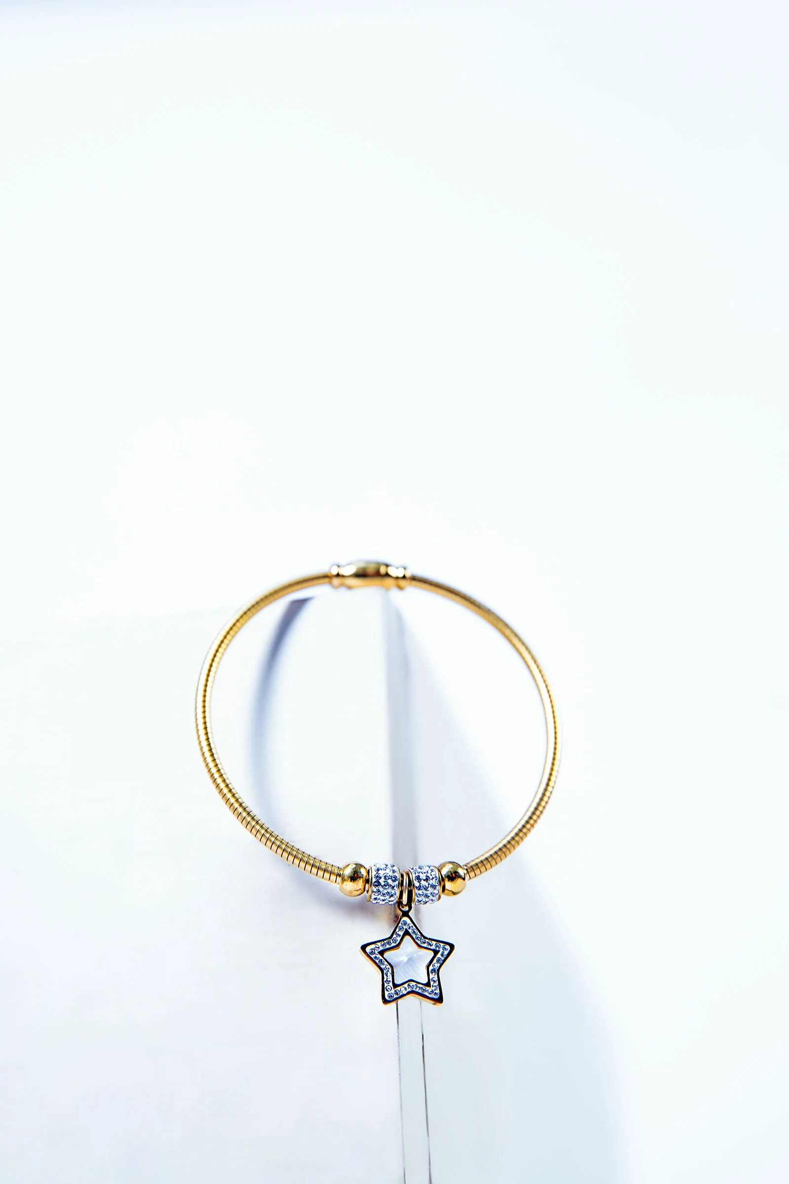 Shell Pentagram Spring Bracelet - Image 2