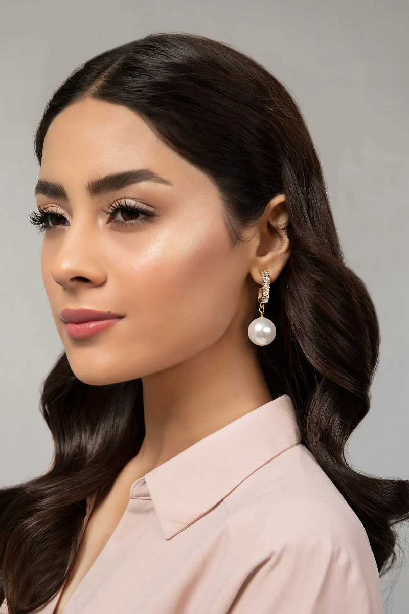 Earrings White AER-W21-013