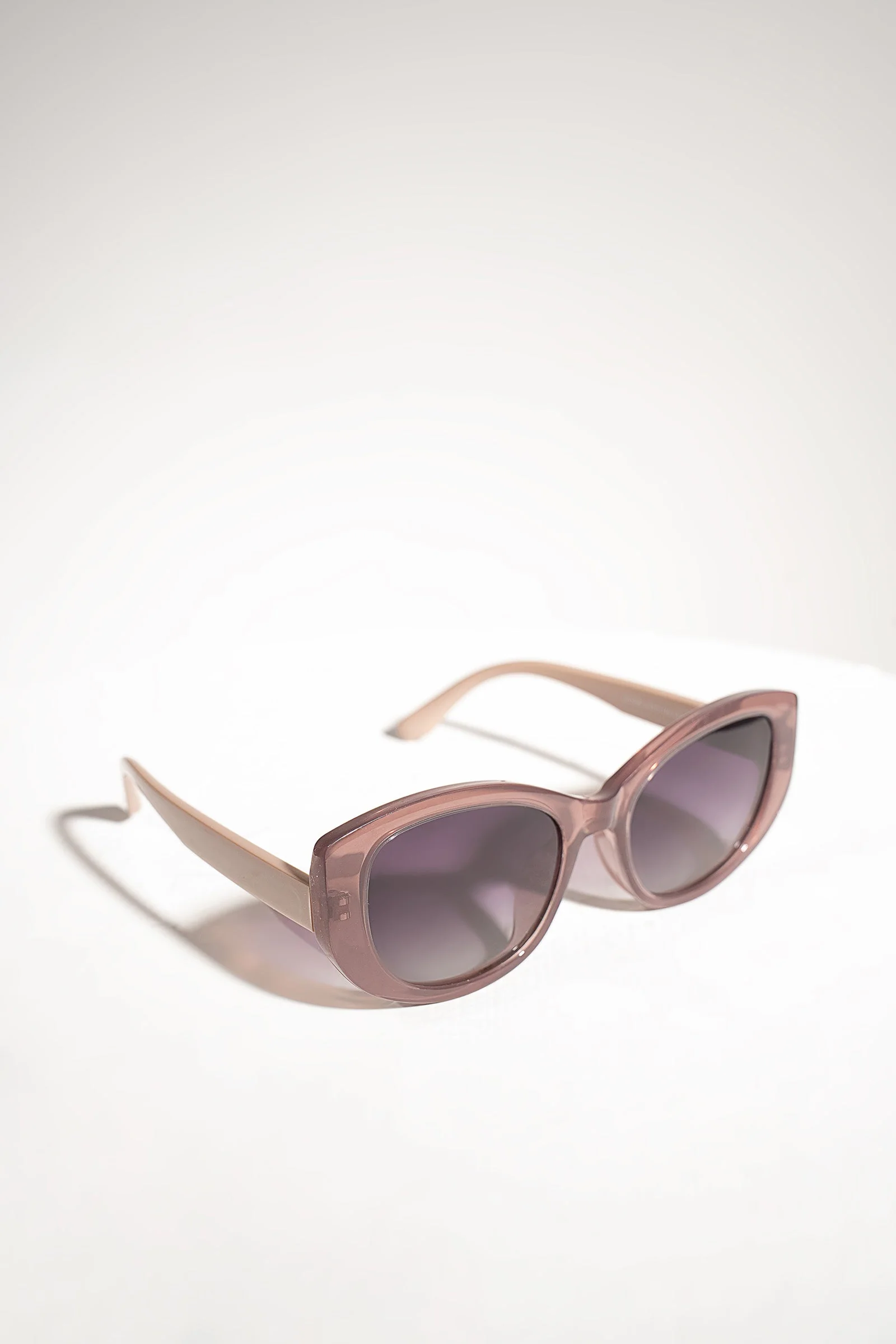 Cat Eye Oval Sunglasses - Image 2