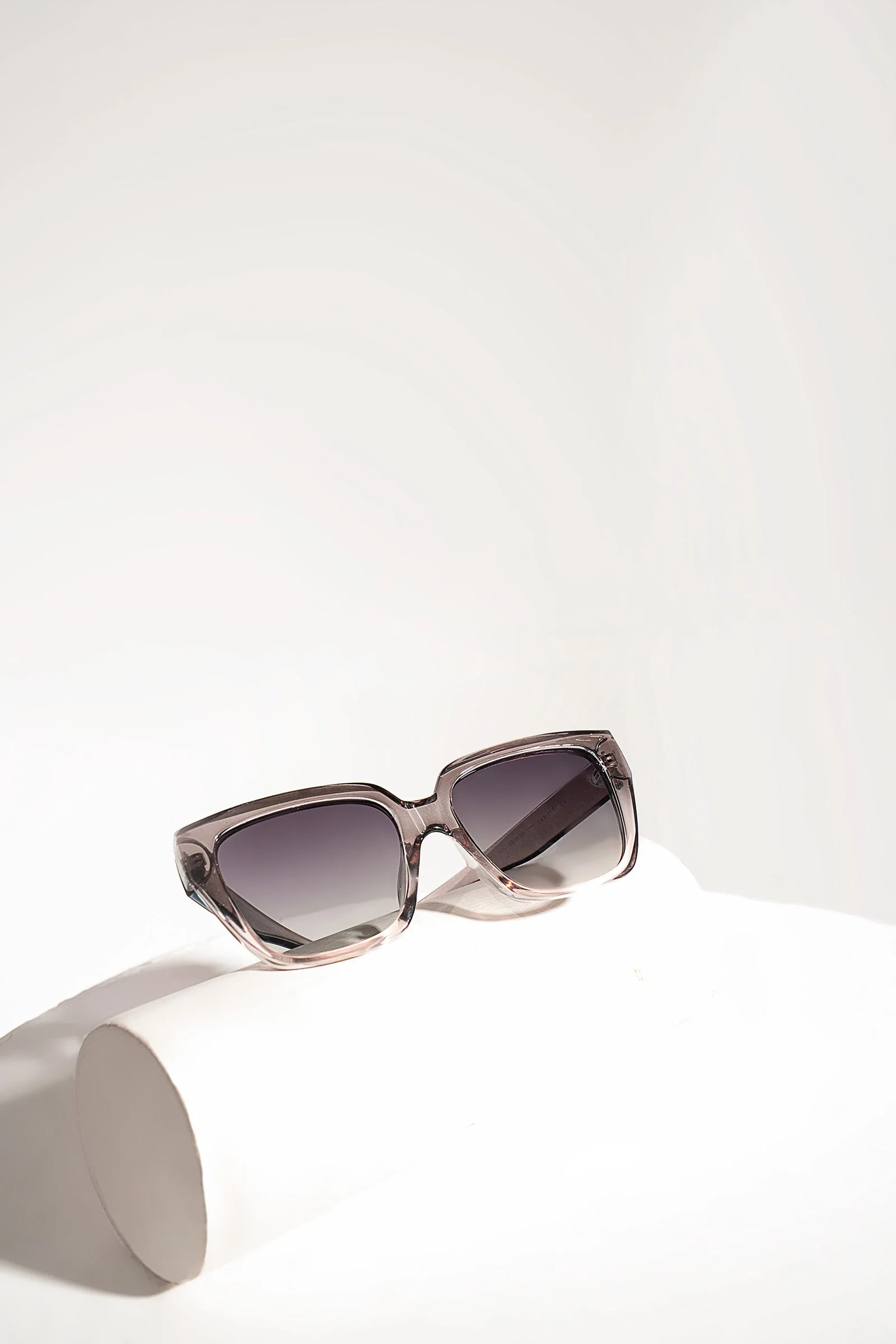 Gradient Square Sunglasses - Image 3