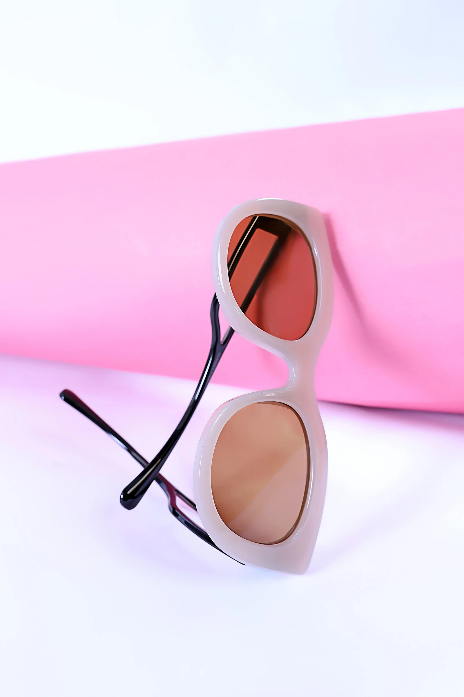 Vintage Oval Sunglasses | ASG-W23-9 - Image 4