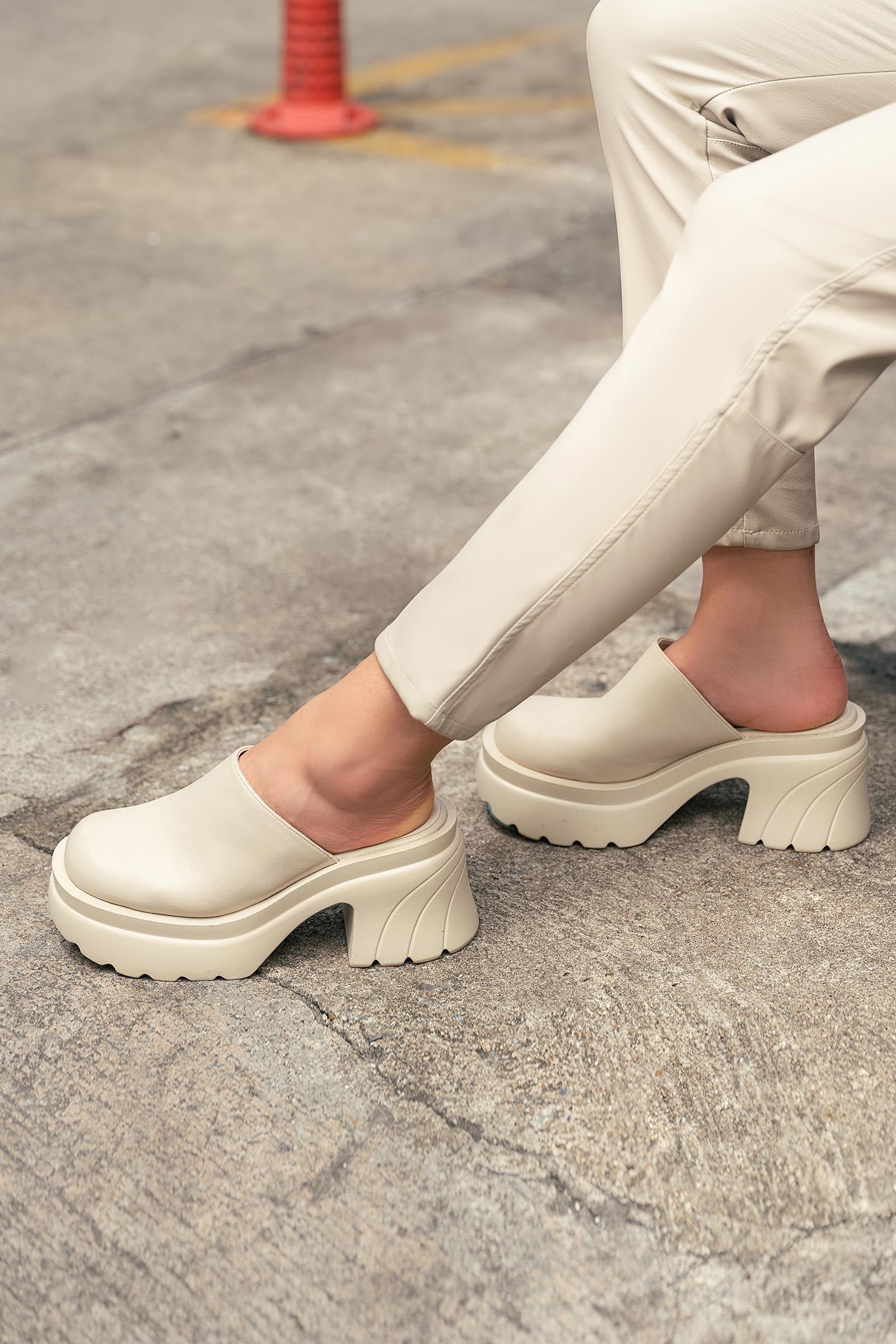 Open Heels - Image 3