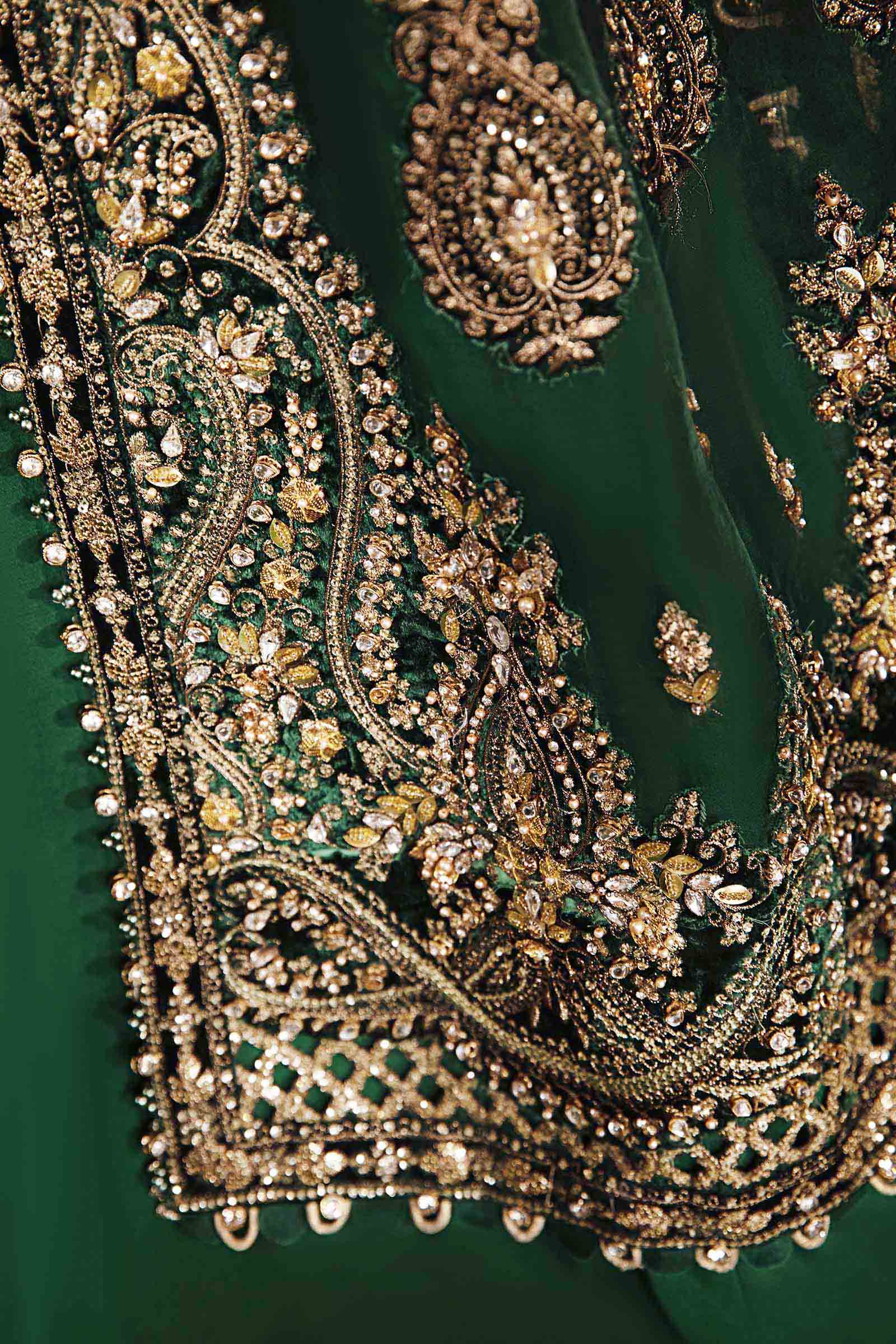 3 Piece Unstitched Embroidered Organza Suit | BD-2904 - Image 6