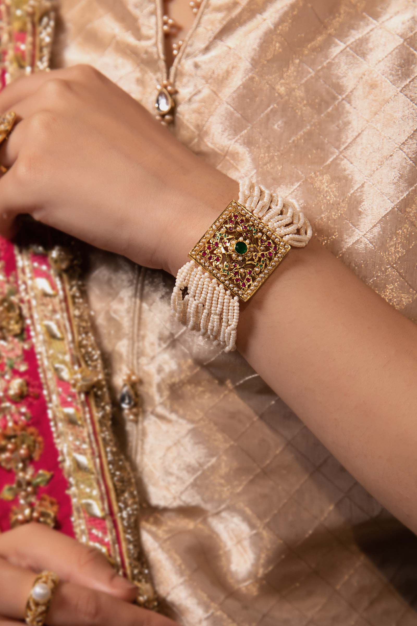 Bracelet