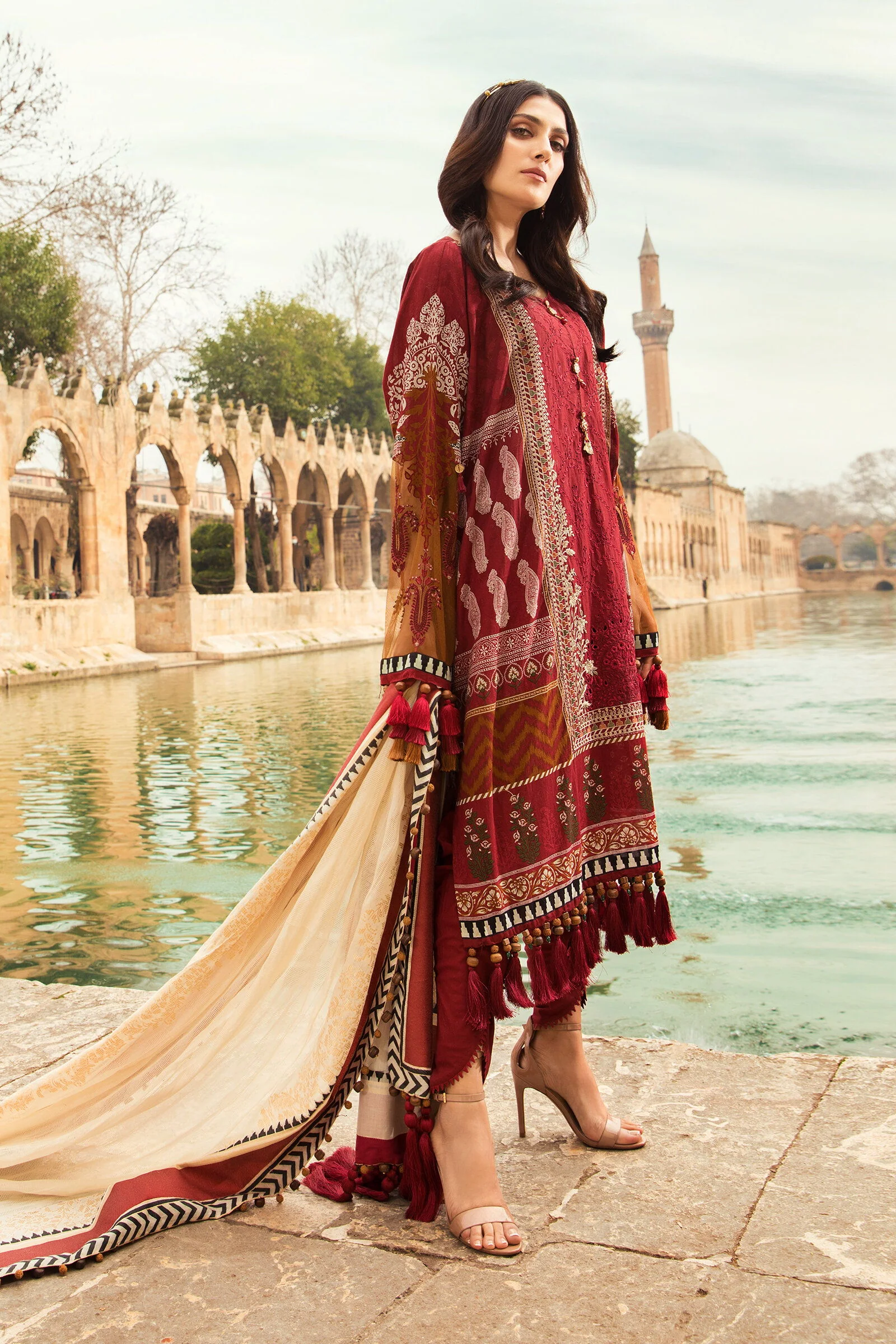 Unstitched Lawn D-2102-A - Image 2