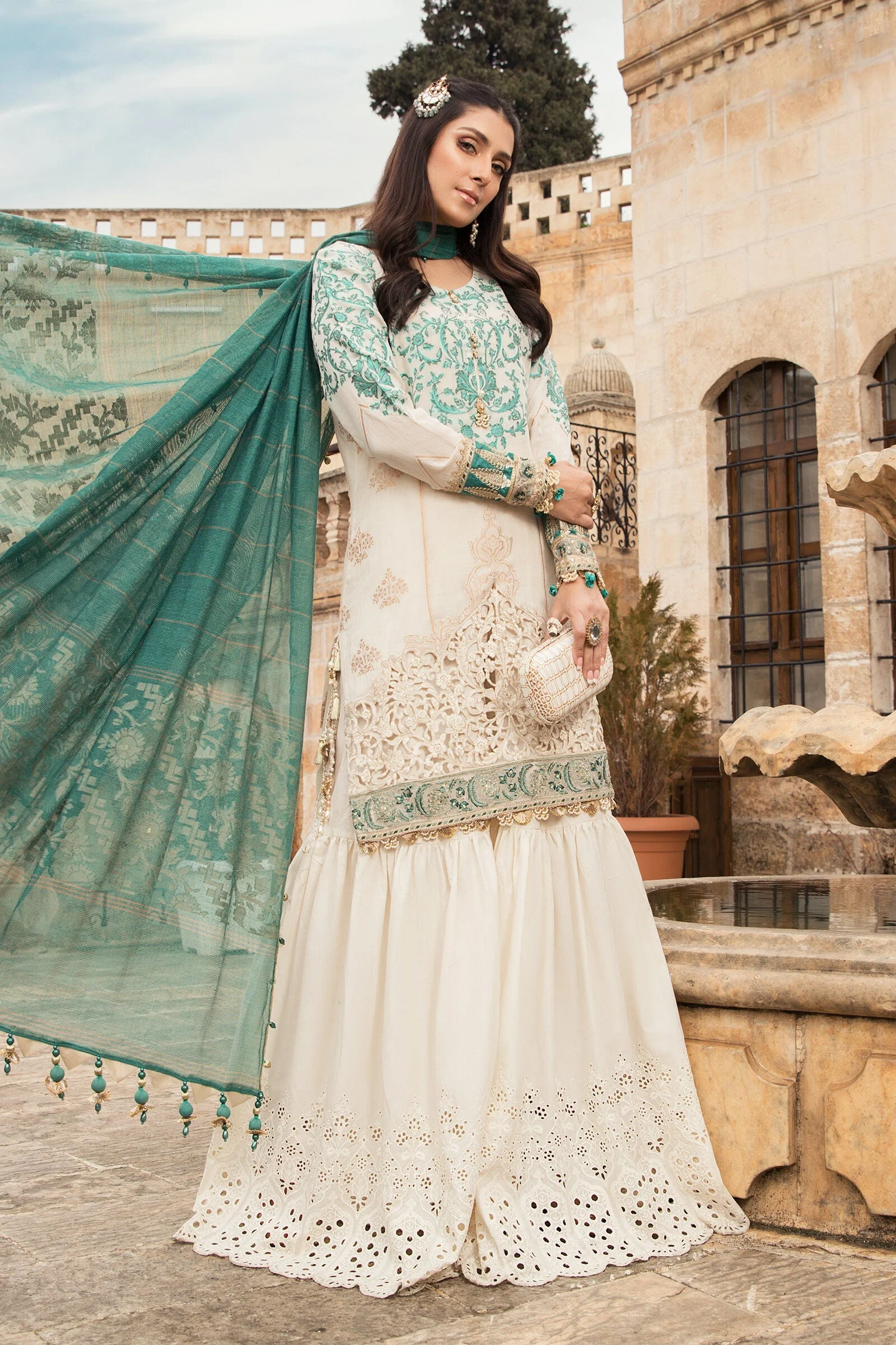 Unstitched Lawn D-2103-A - Image 2