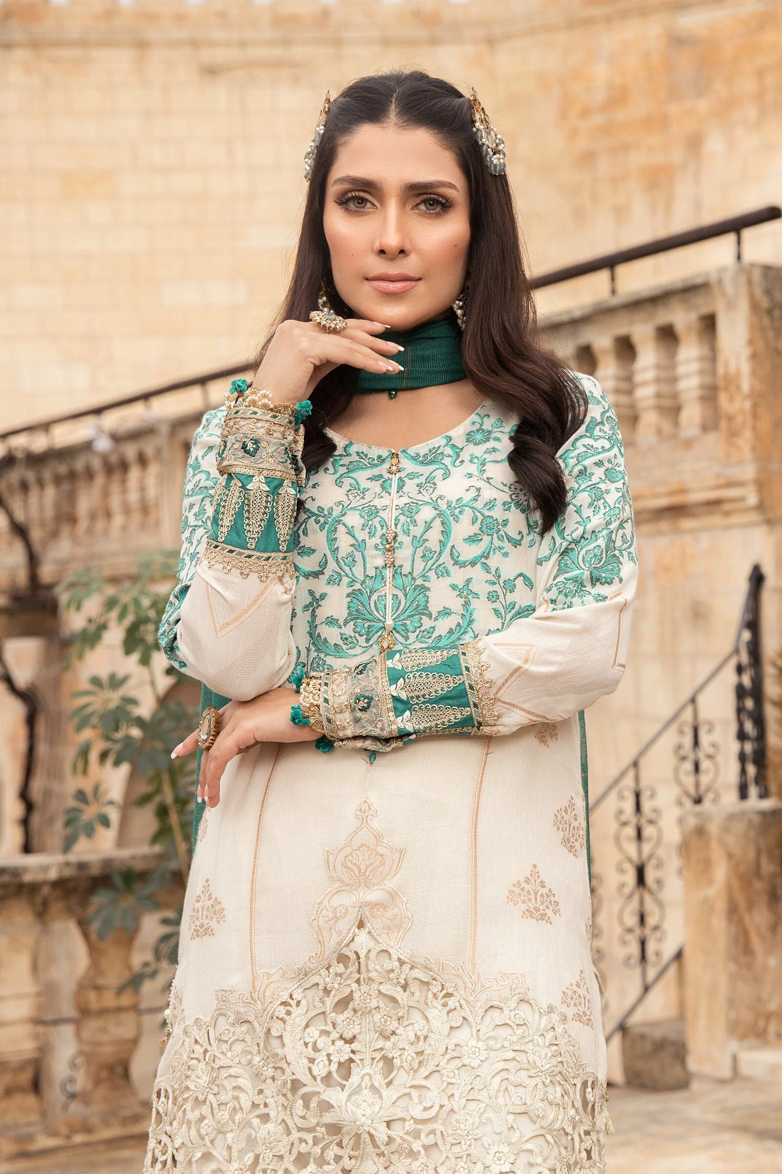 Unstitched Lawn D-2103-A - Image 3