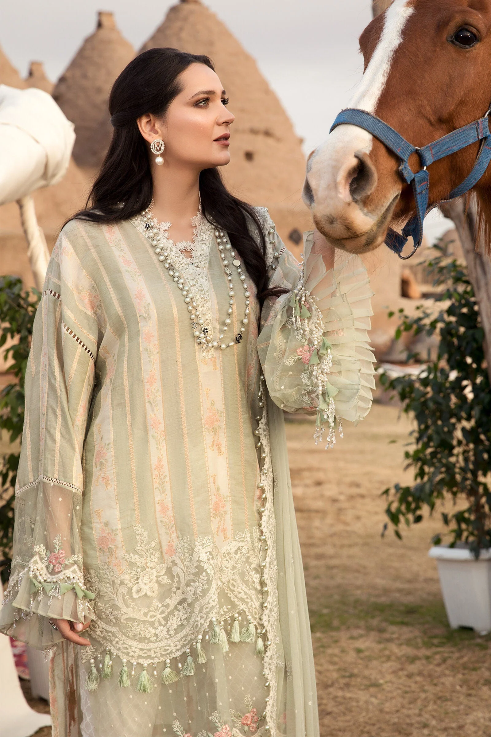 Unstitched Lawn D-2110-A - Image 2