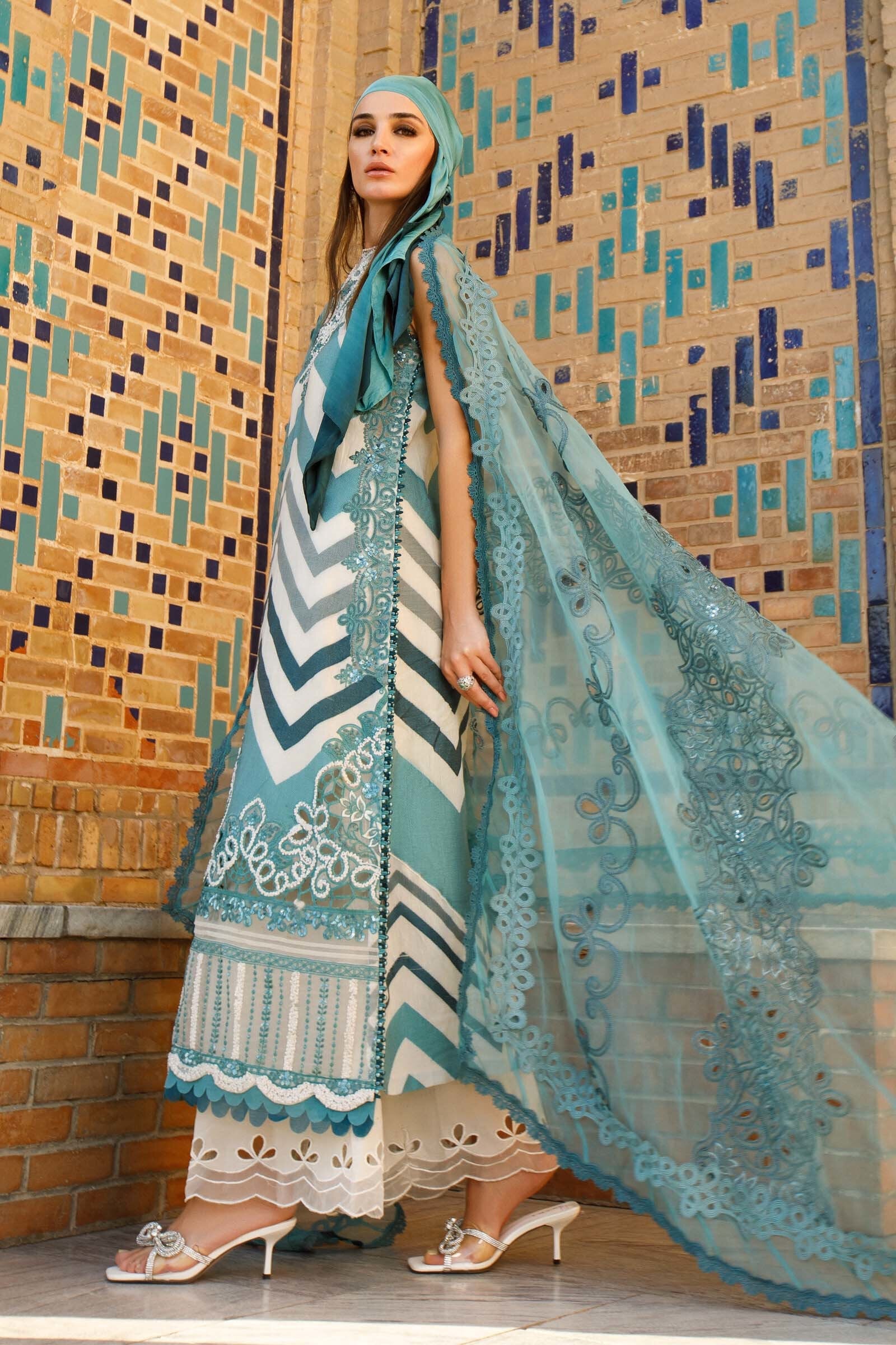 Unstitched Lawn | D-2314-B - Image 5