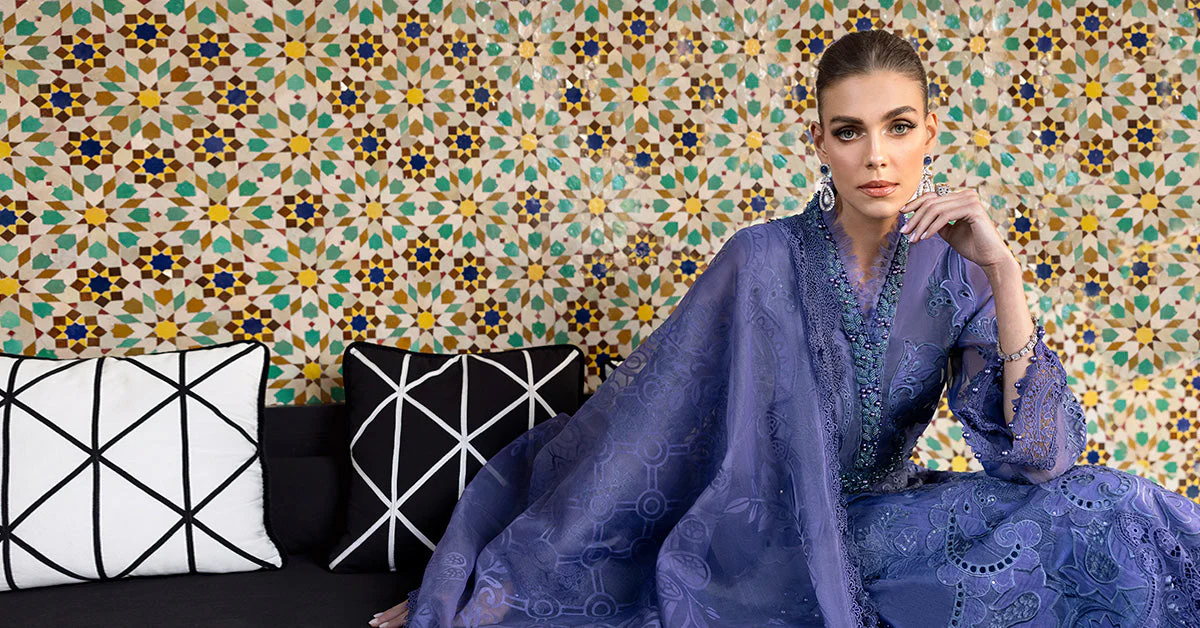 3 Piece Unstitched Embroidered Organza Suit | D-2506-B - Image 9