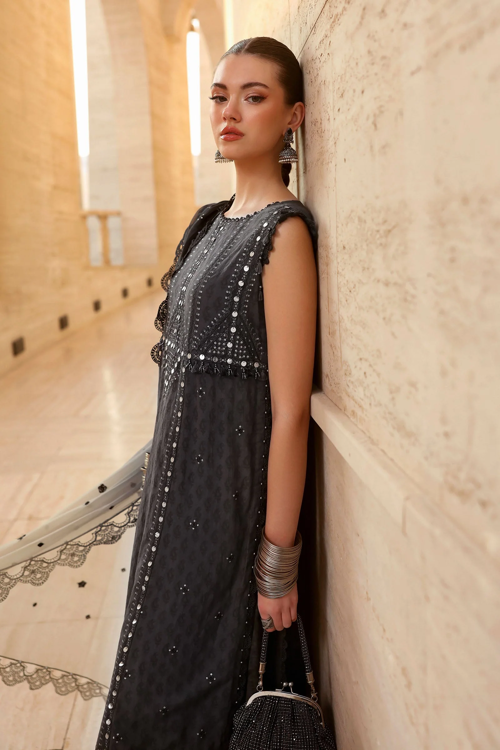 3 Piece Unstitched Embroidered Jacquard Lawn Suit - Image 6