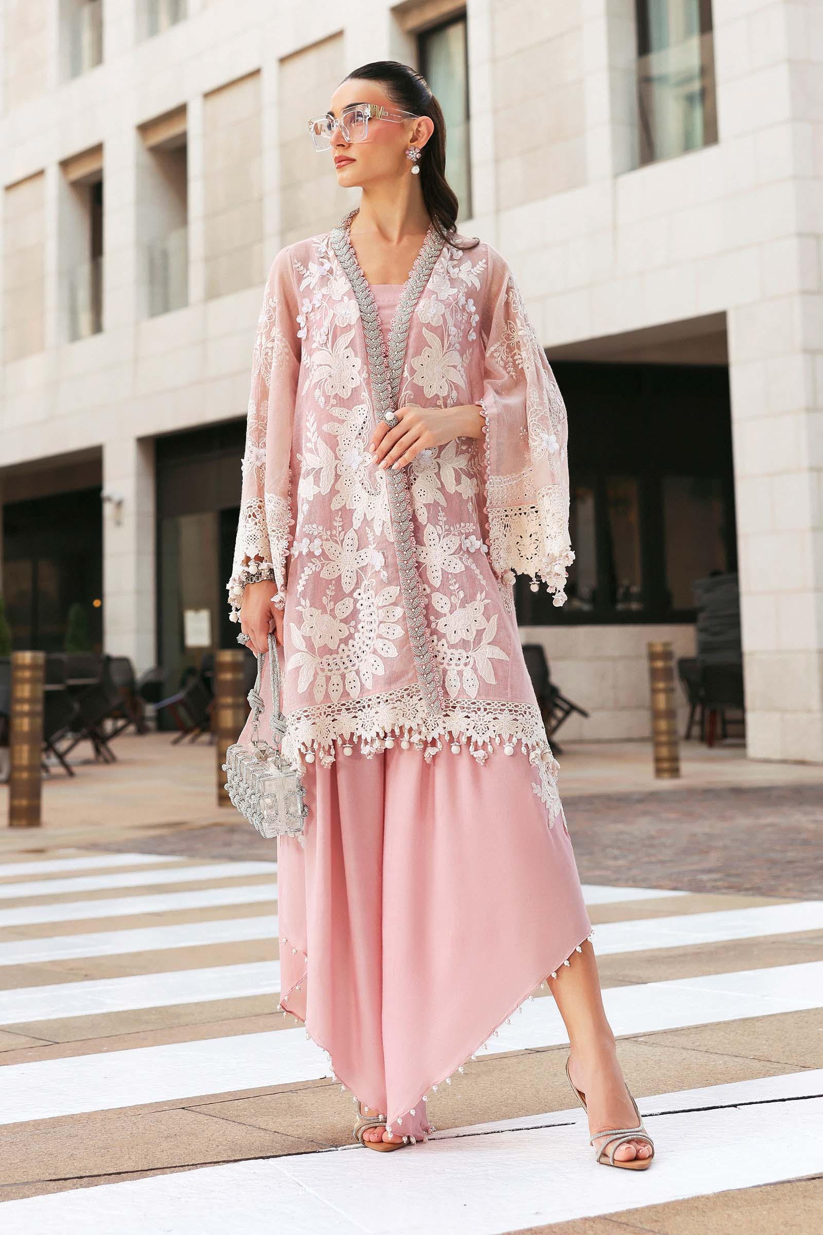 3 Piece Unstitched Embroidered Lawn Karandi Suit - Image 11