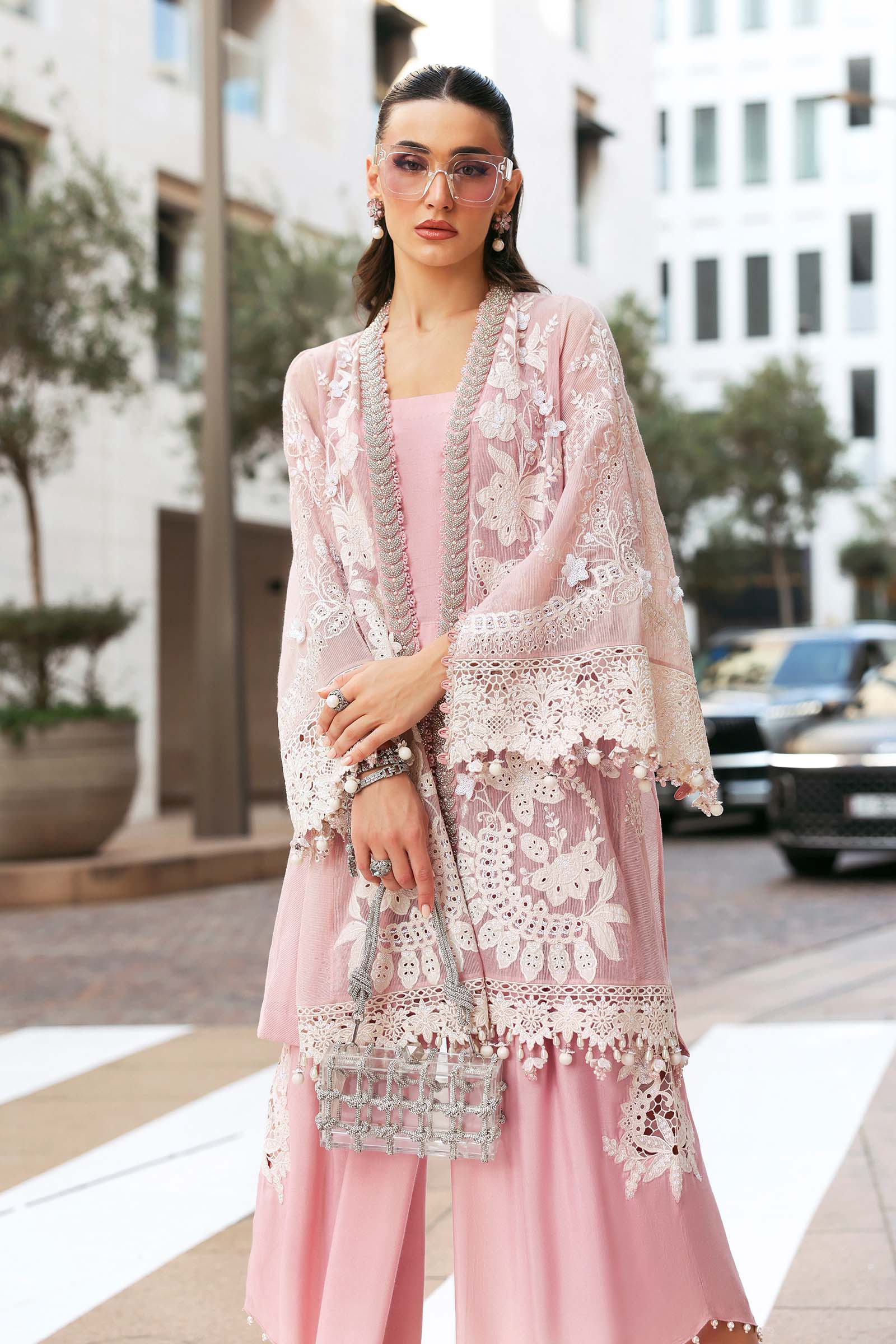 3 Piece Unstitched Embroidered Lawn Karandi Suit - Image 6