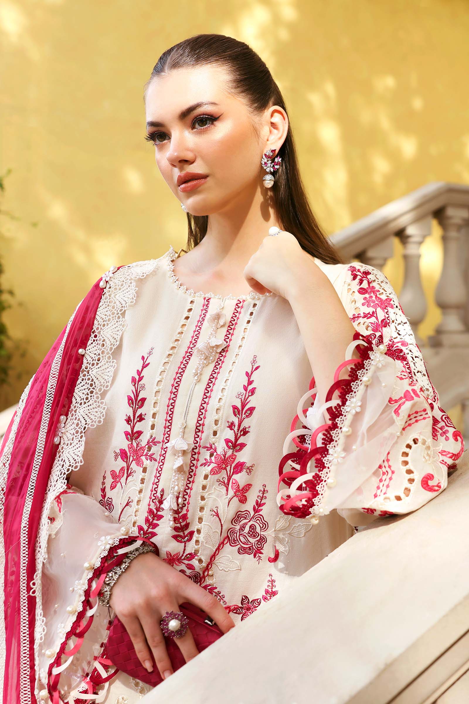 3 Piece Unstitched Embroidered Jacquard Lawn Suit - Image 4