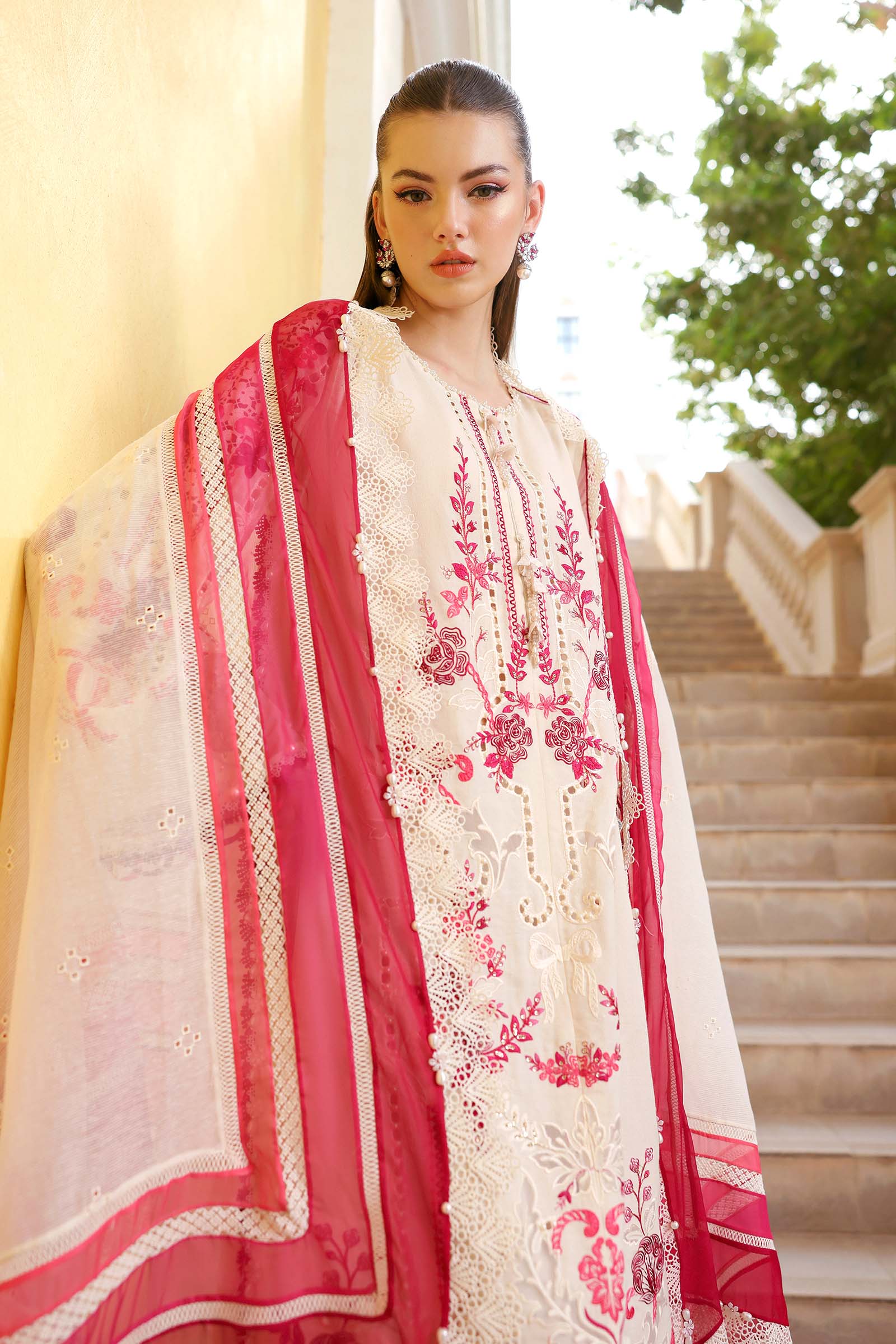 3 Piece Unstitched Embroidered Jacquard Lawn Suit - Image 5