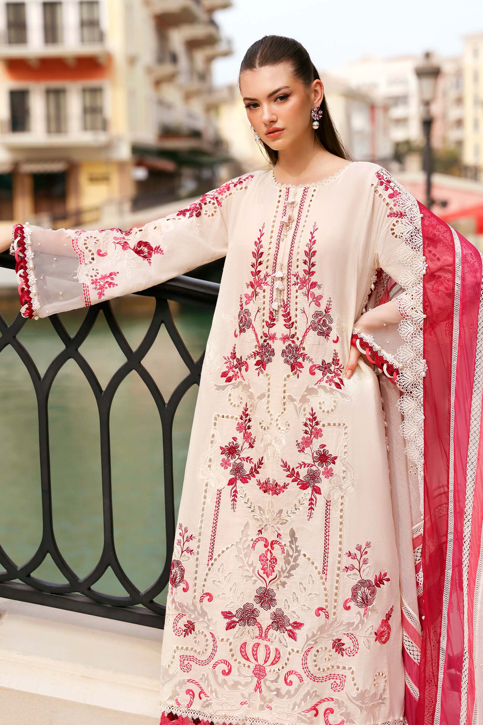 3 Piece Unstitched Embroidered Jacquard Lawn Suit - Image 7