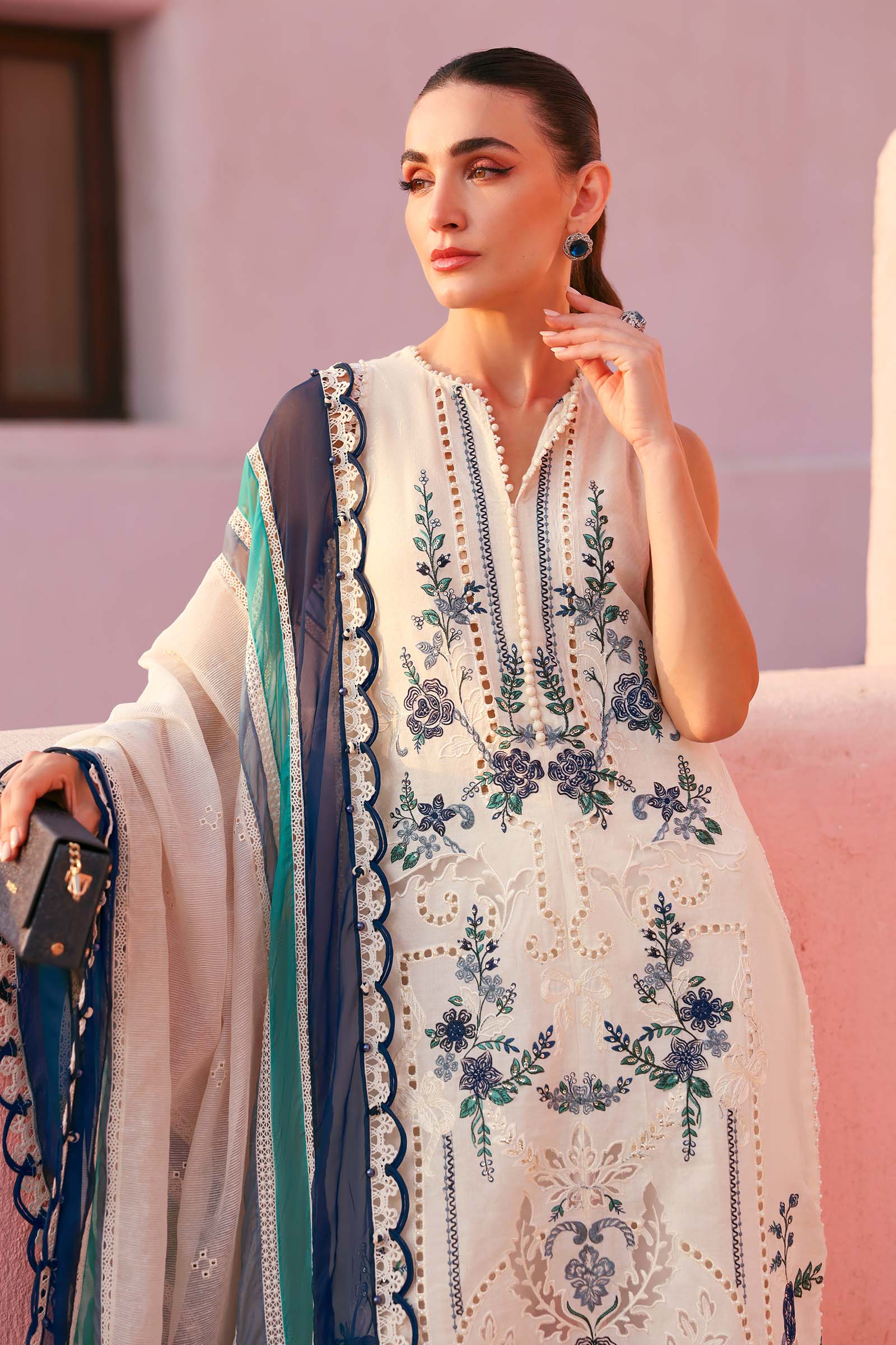 3 Piece Unstitched Embroidered Jacquard Lawn Suit - Image 5