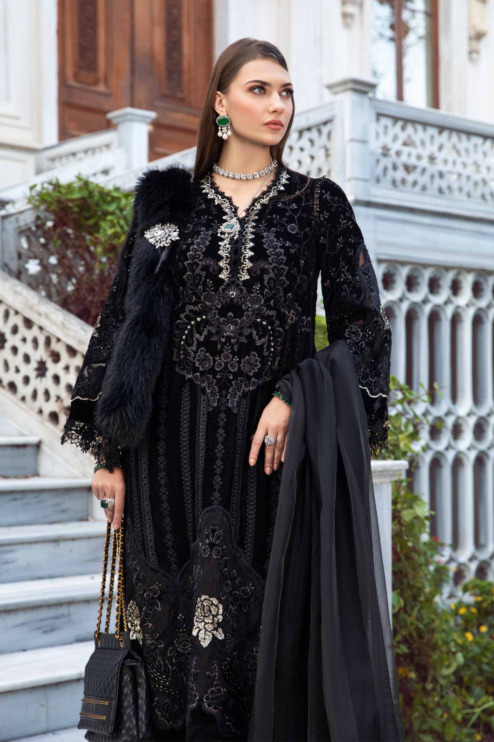 Unstitched Linen | Black & Gold DL-1111 - Image 2