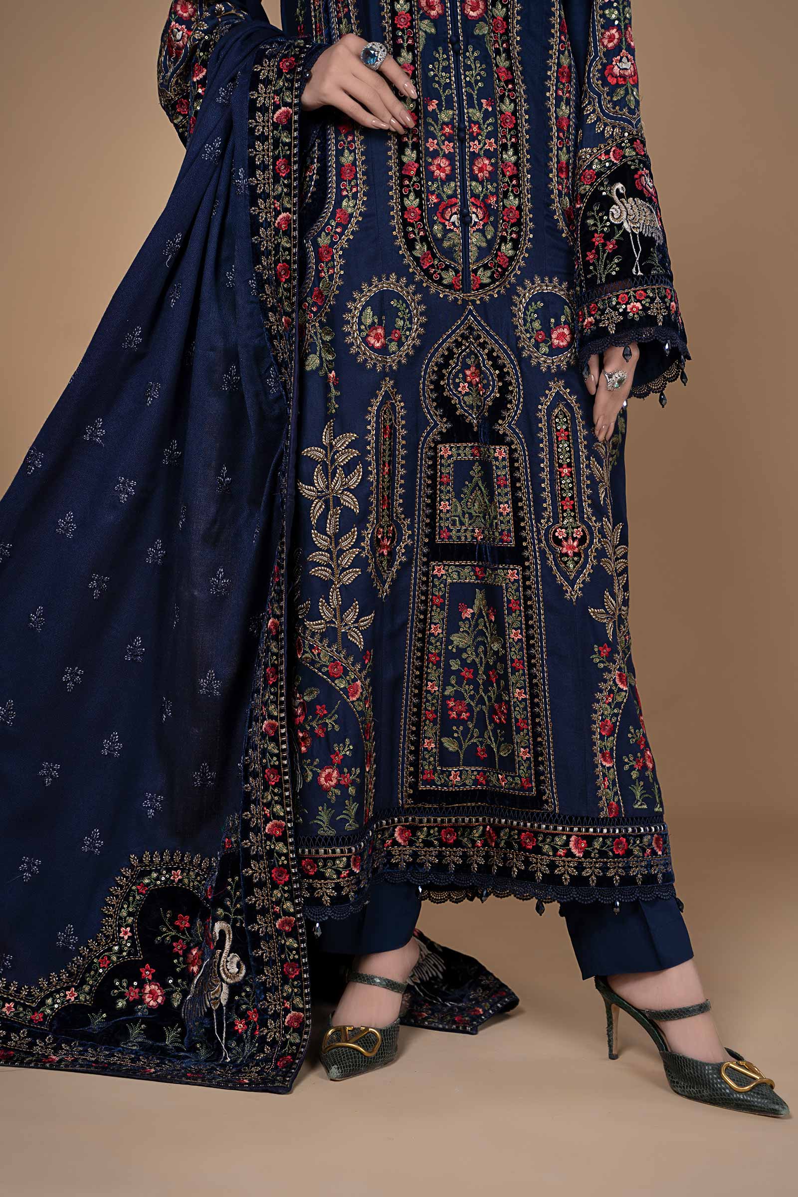 Suit Navy Blue DLS-1109 - Image 3