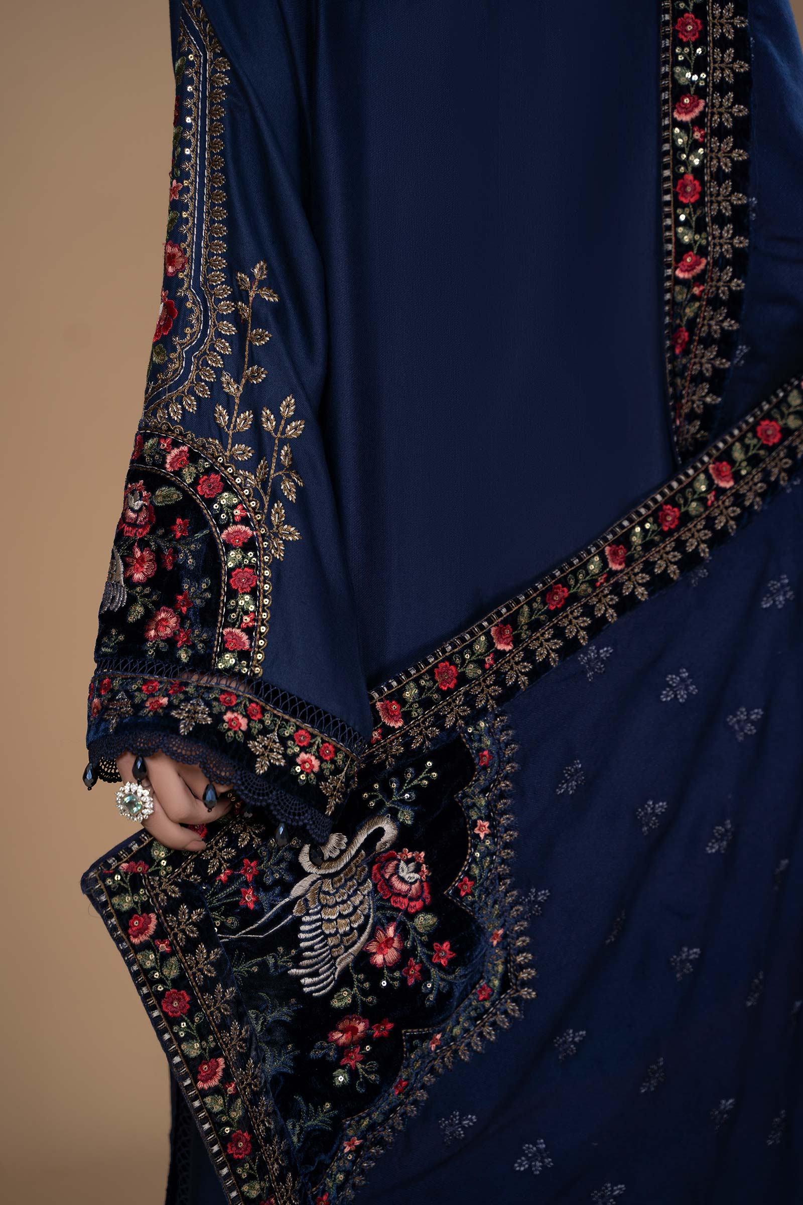 Suit Navy Blue DLS-1109 - Image 4