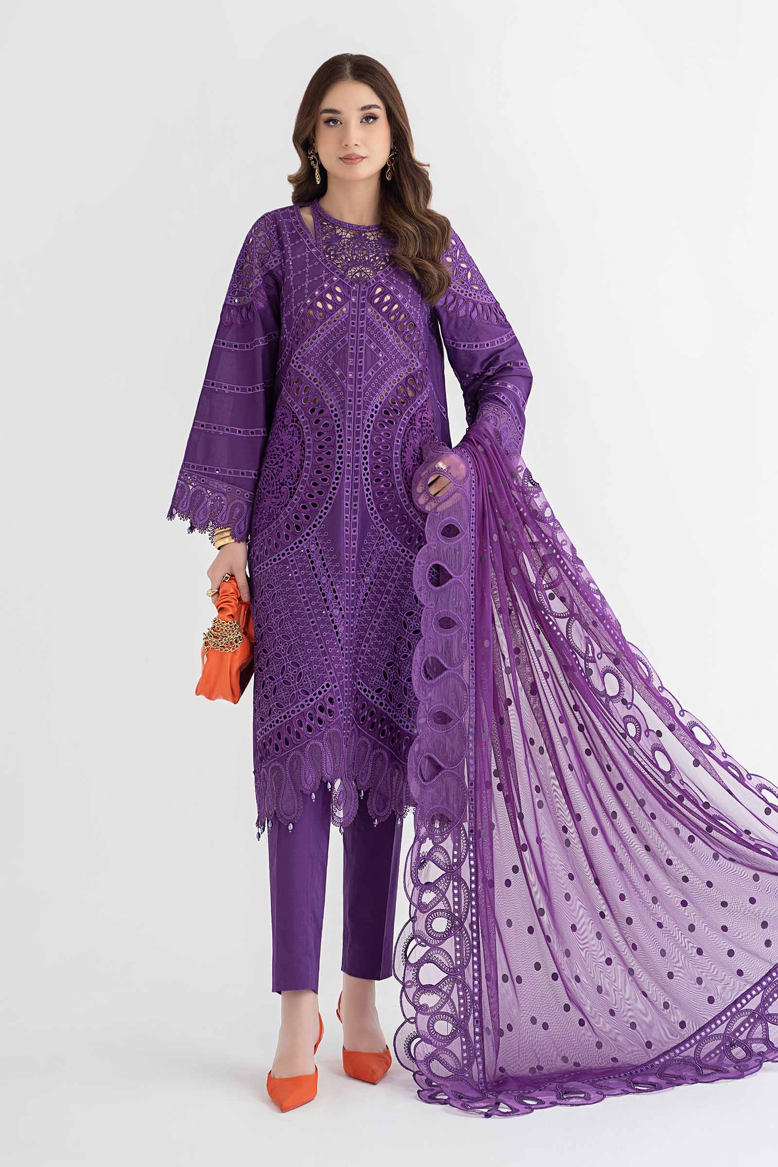 3 Piece Embroidered Lawn Suit | DS-2402-B
