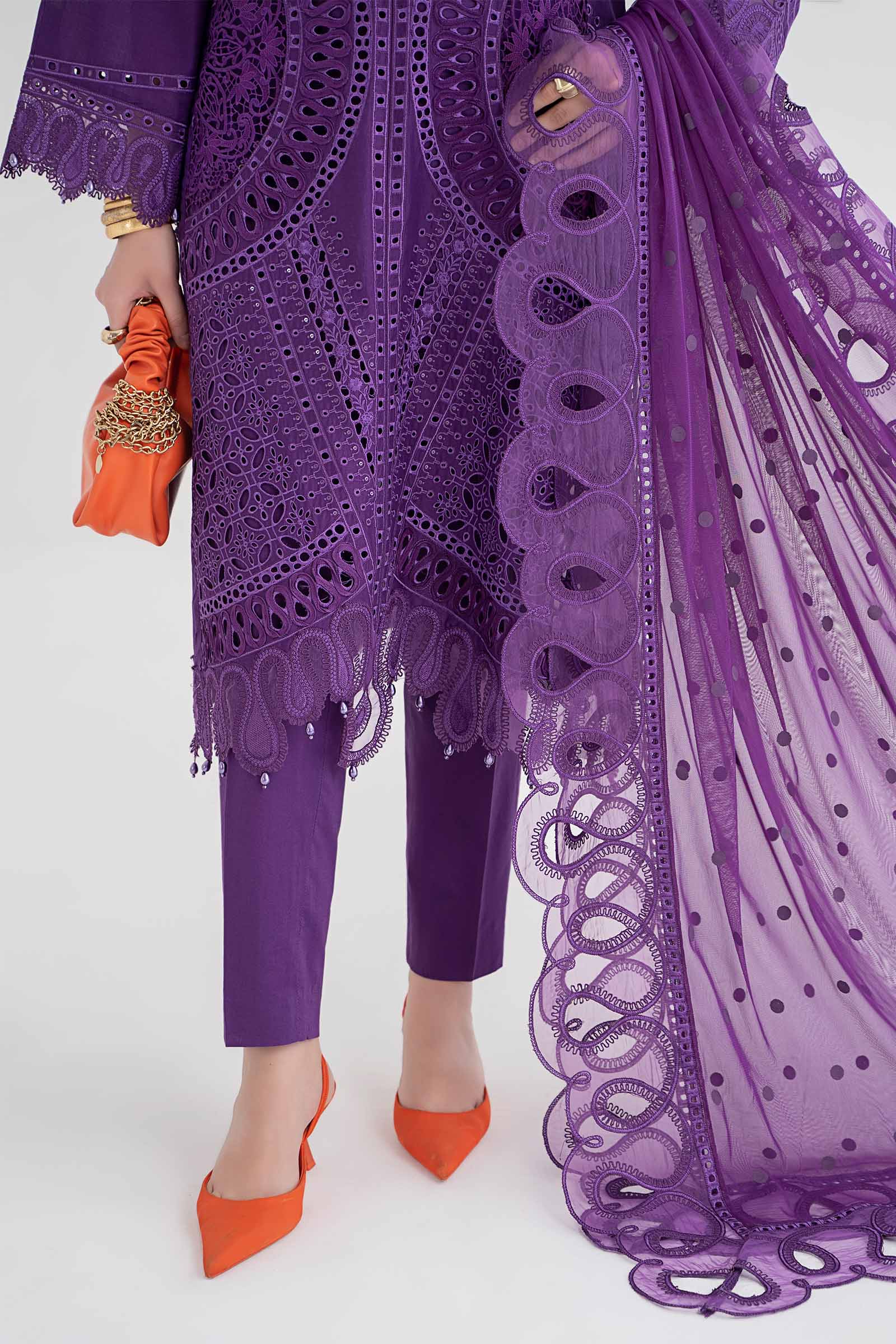 3 Piece Embroidered Lawn Suit | DS-2402-B - Image 5