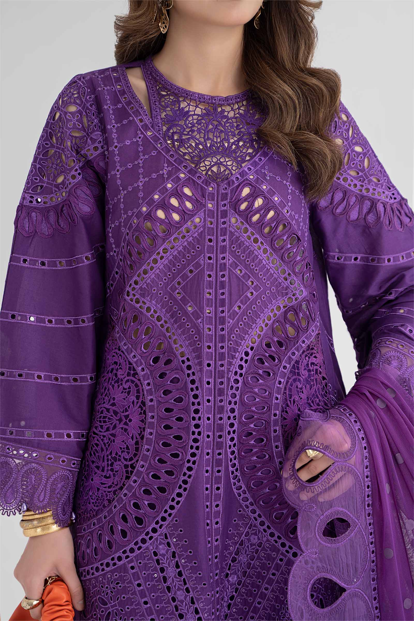 3 Piece Embroidered Lawn Suit | DS-2402-B - Image 6