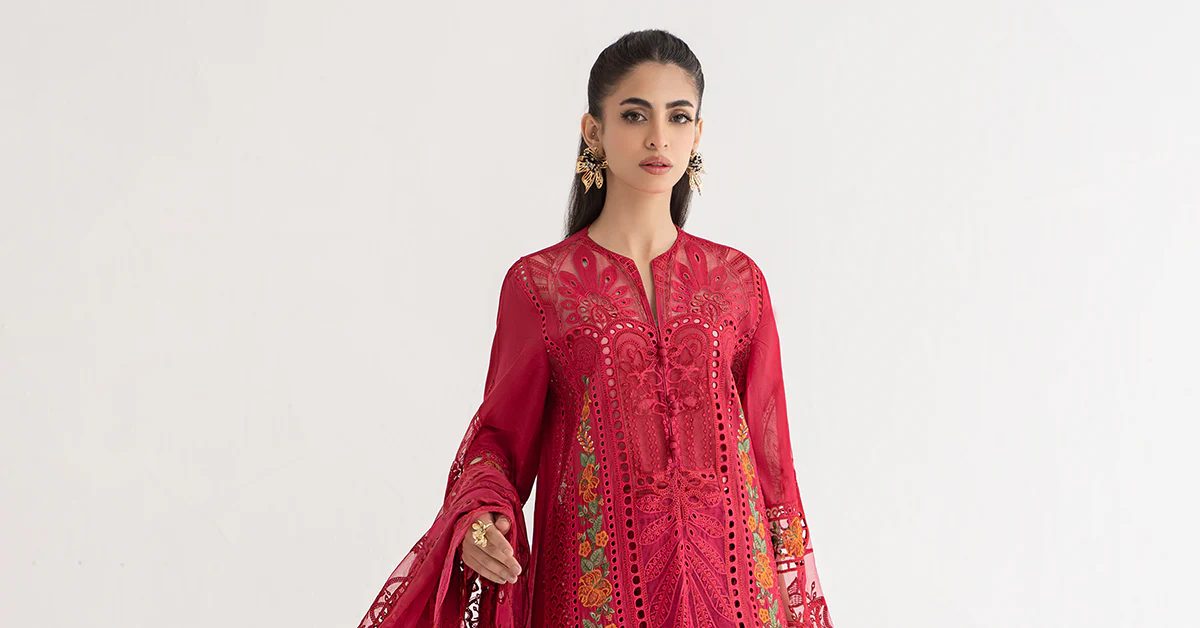 3 Piece Embroidered Lawn Suit | DS-2404-A - Image 9