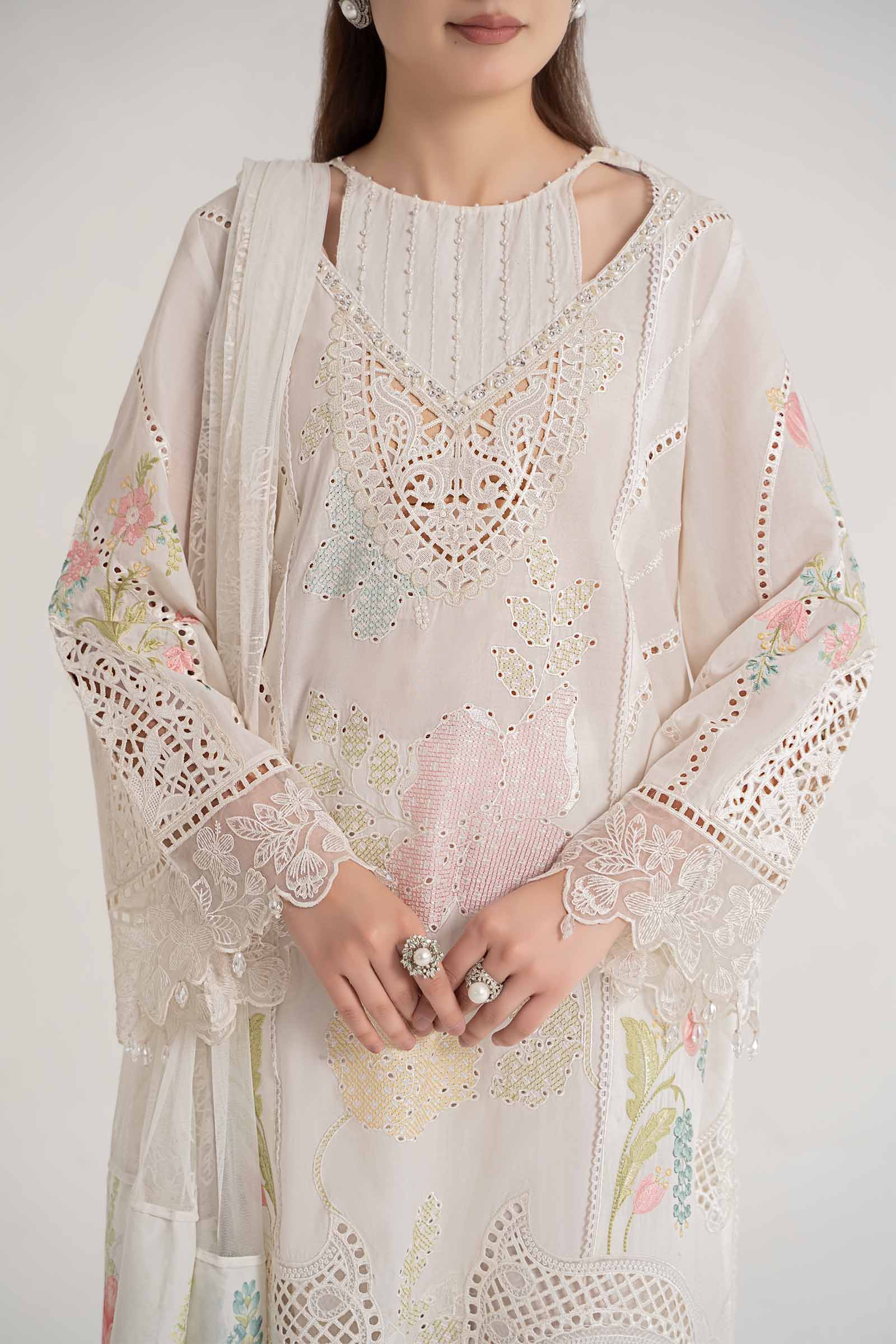 3 Piece Embroidered Lawn Suit | DS-2407-A - Image 5