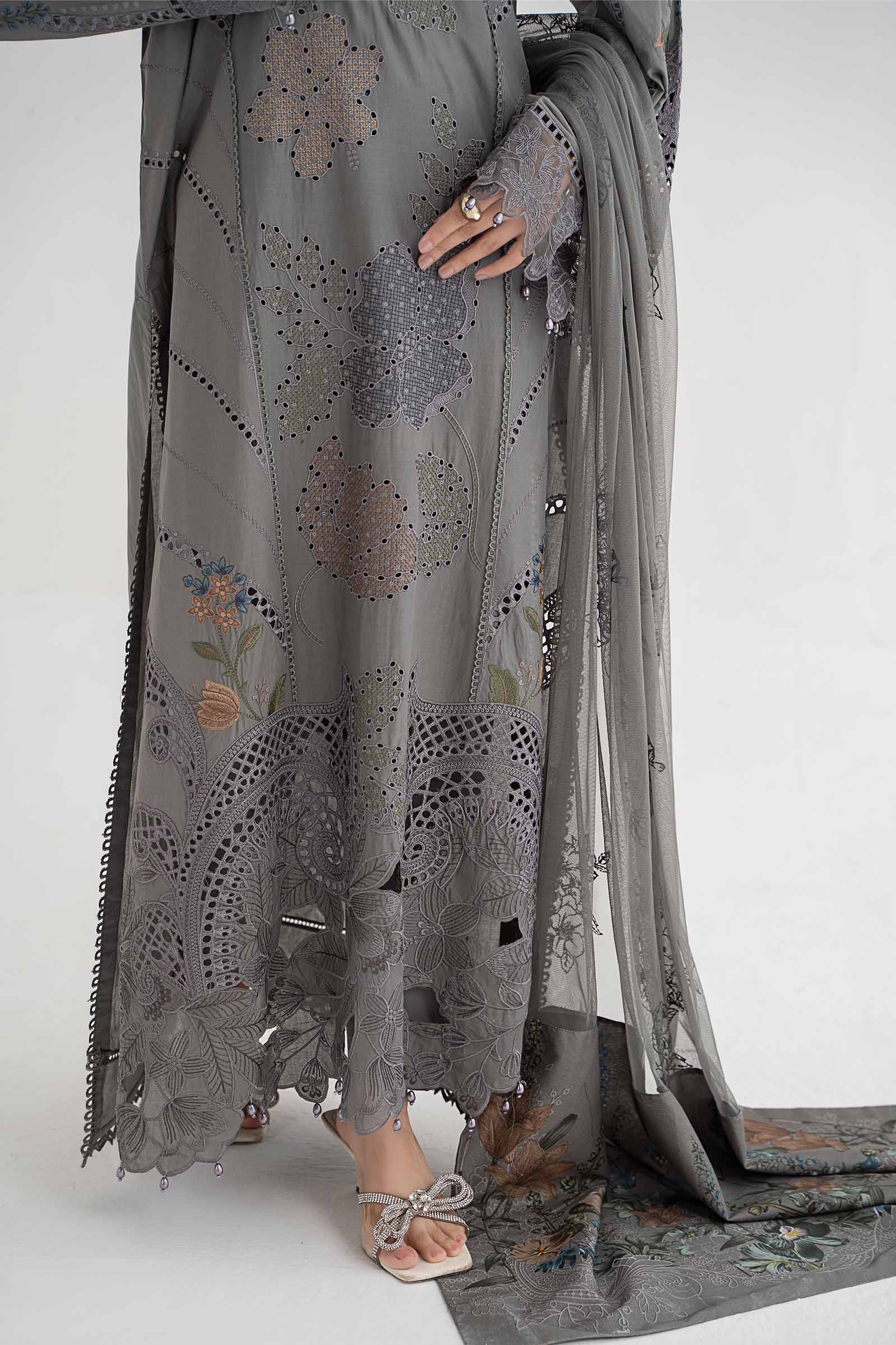 3 Piece Embroidered Lawn Suit | DS-2407-B - Image 3