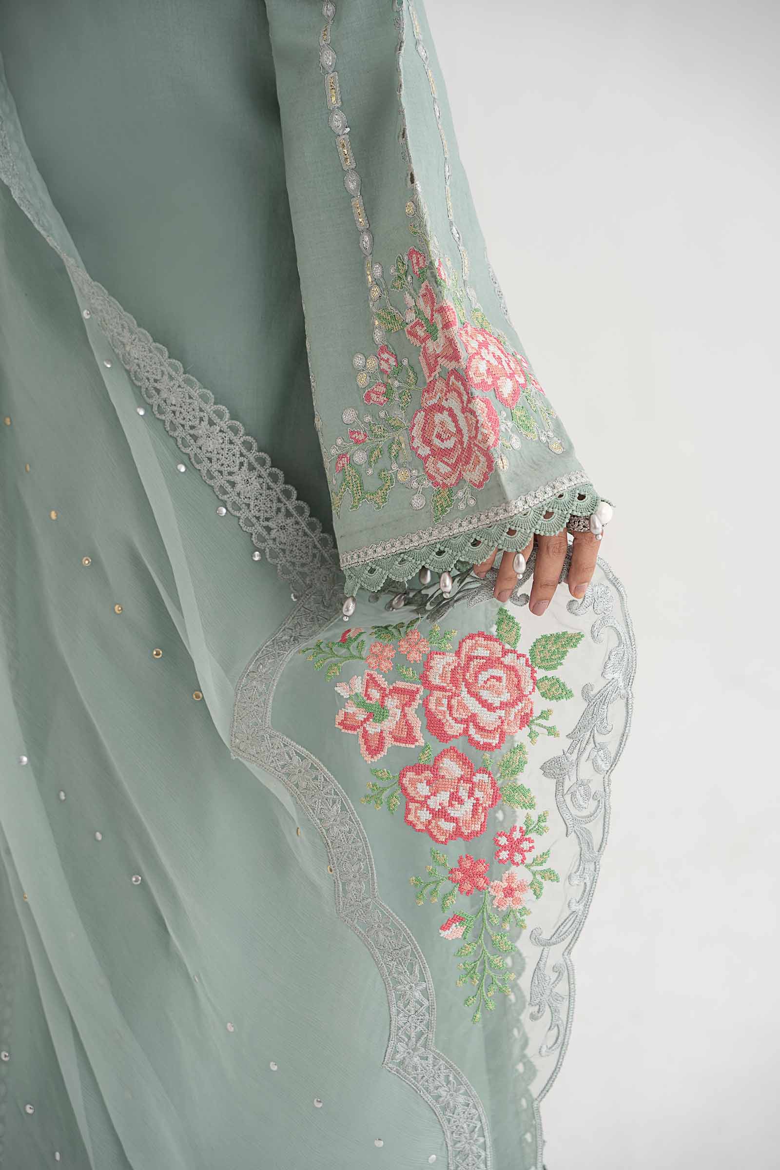 3 Piece Embroidered Lawn Suit | DS-2412-B - Image 5