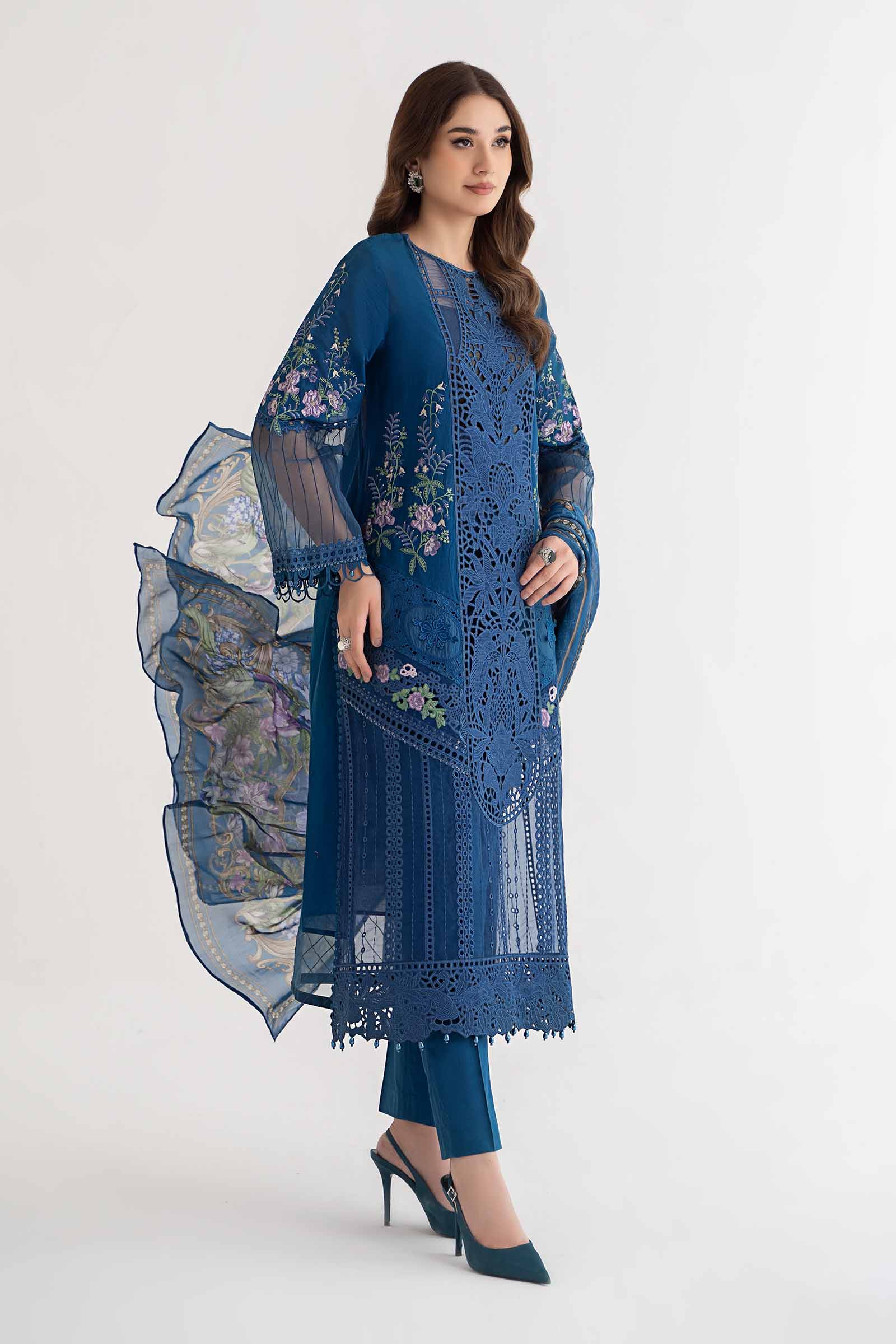 3 Piece Embroidered Lawn Suit | DS-2415-A - Image 5
