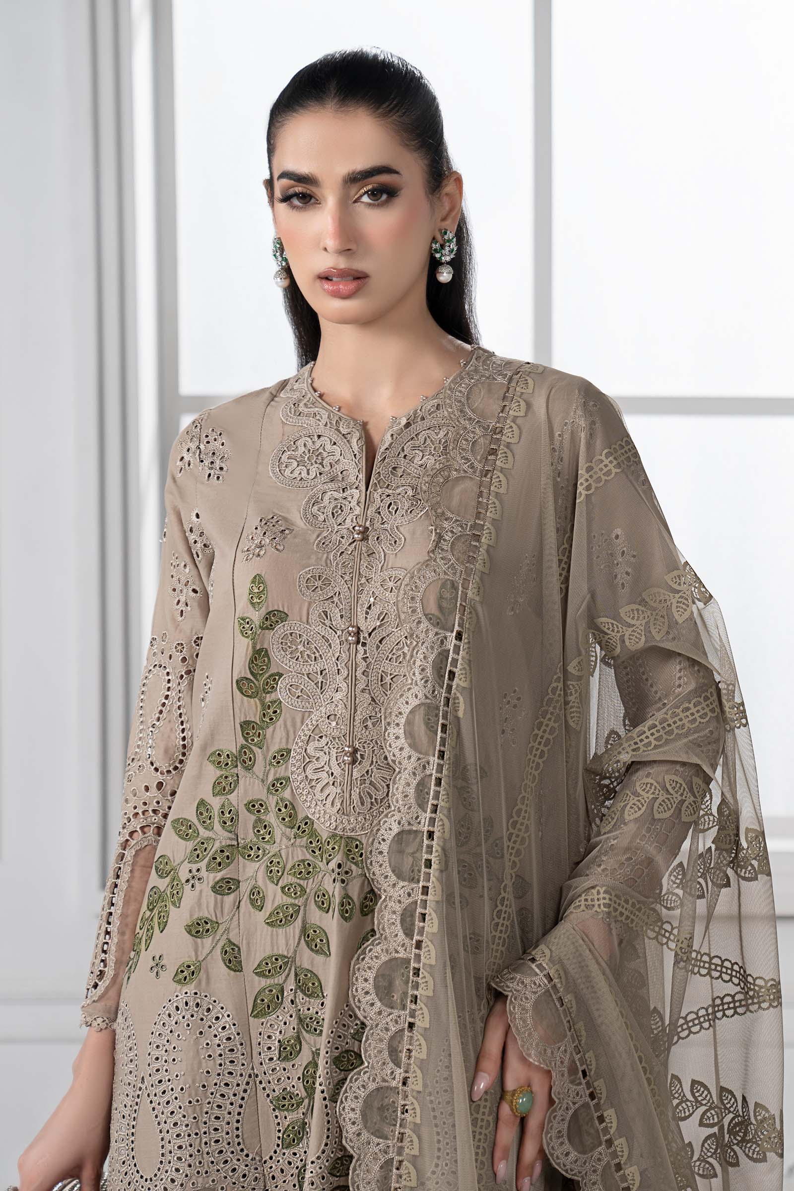 3 Piece Embroidered Lawn Suit | DS-2503-A - Image 2