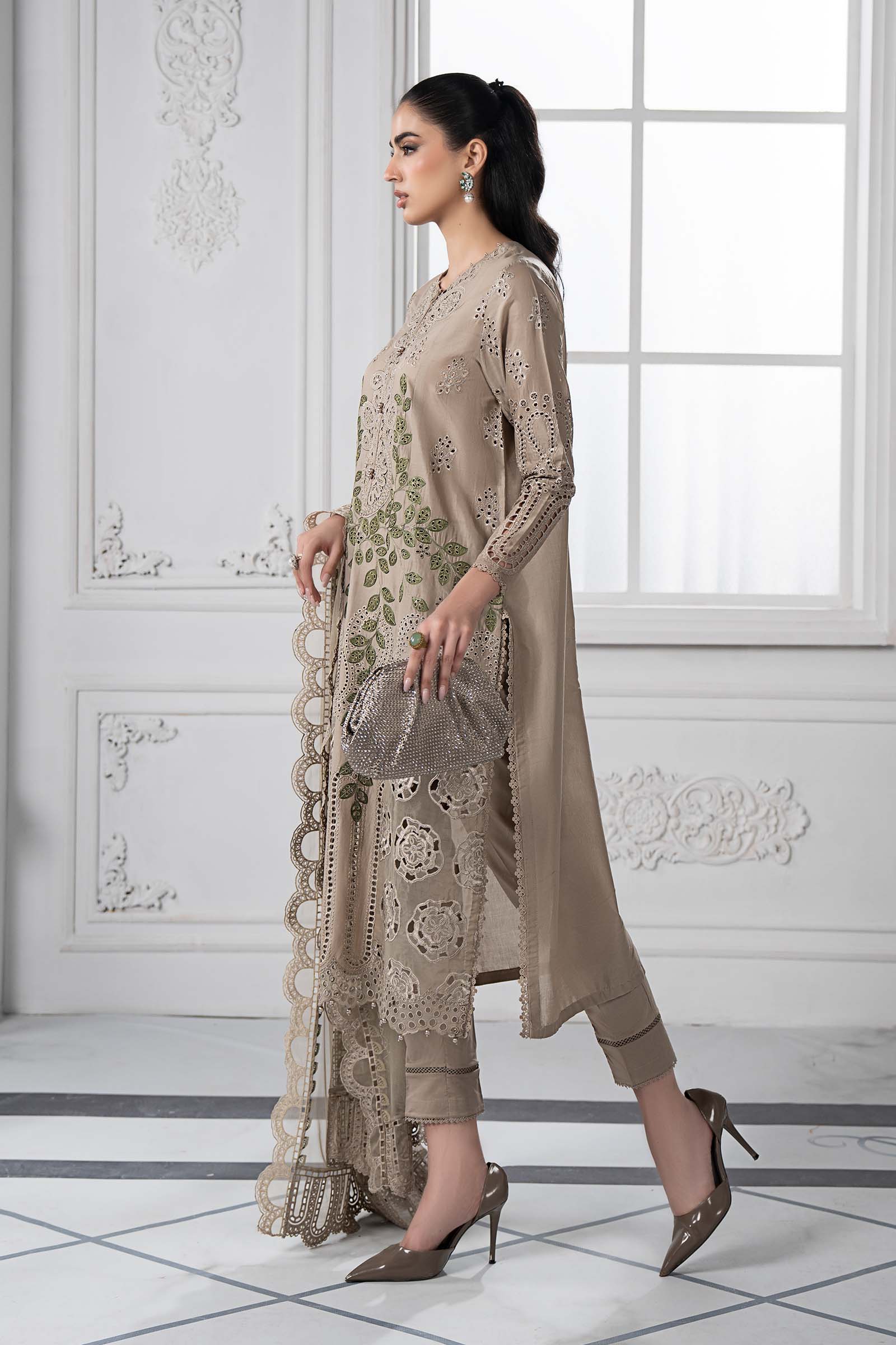 3 Piece Embroidered Lawn Suit | DS-2503-A - Image 6