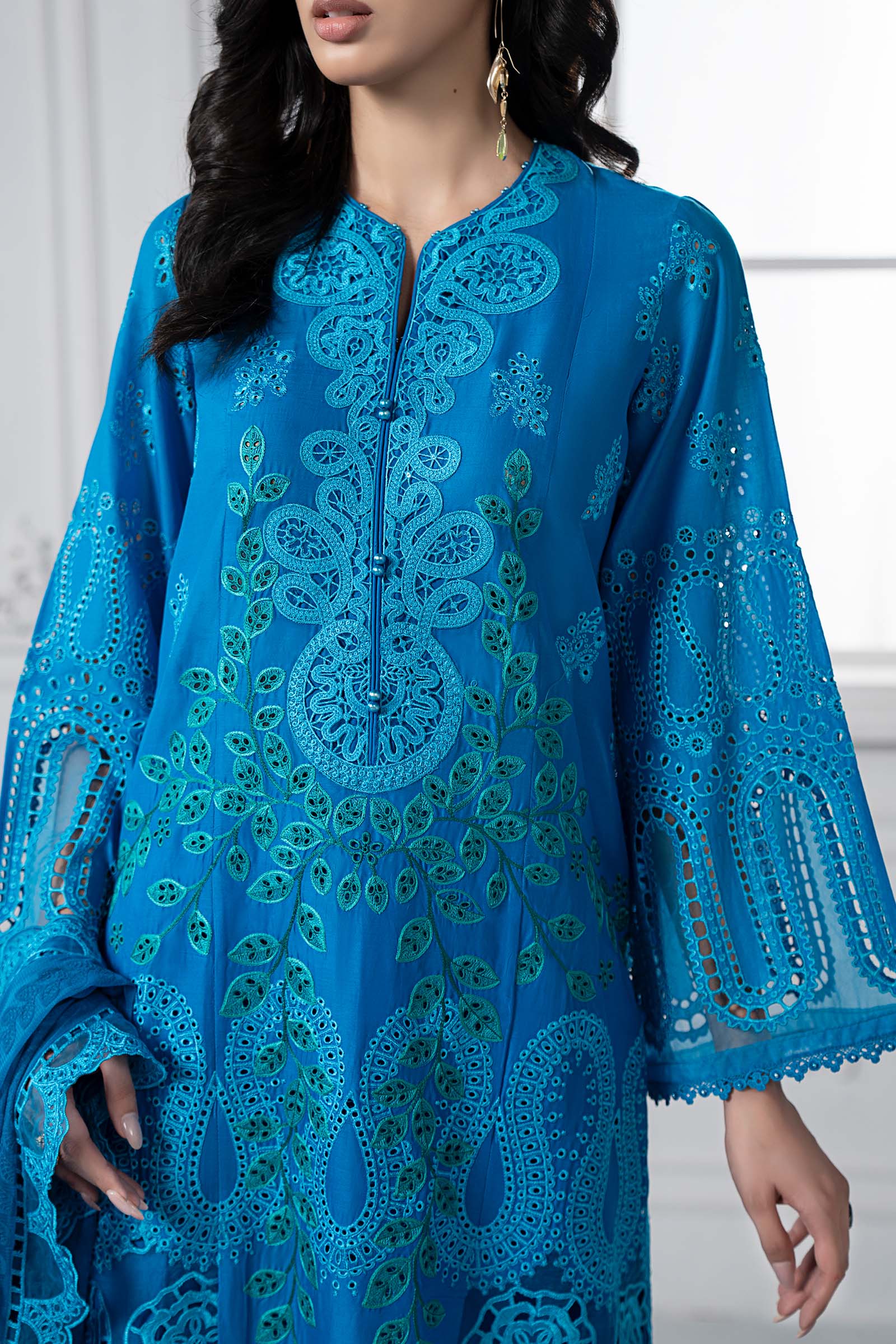 3 Piece Embroidered Lawn Suit | DS-2503-B - Image 3
