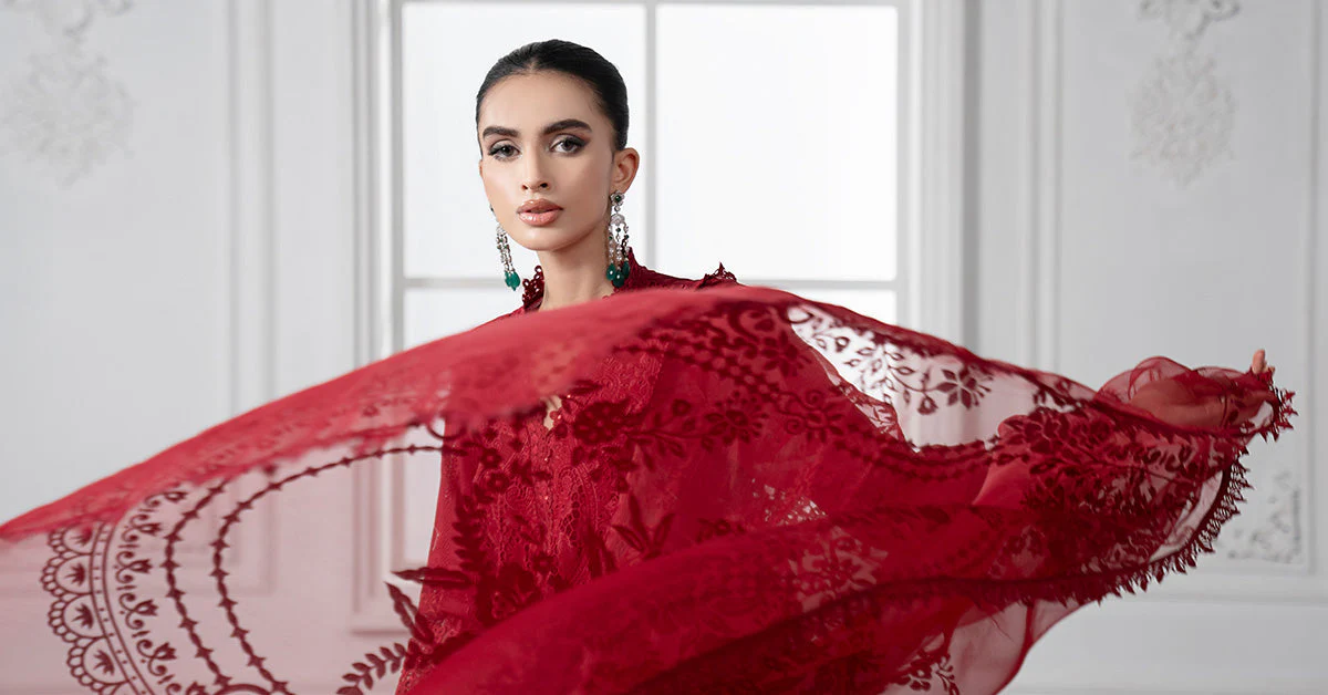 3 Piece Embroidered Lawn Suit | DS-2504-A - Image 9