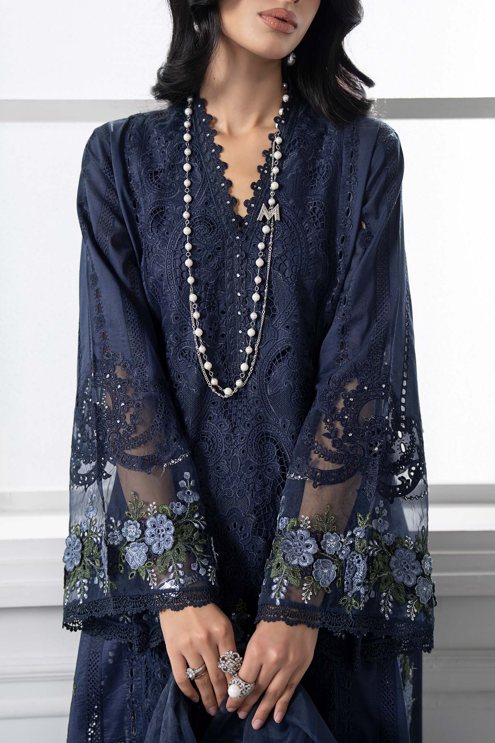 3 Piece Embroidered Lawn Suit | DS-2504-B - Image 4