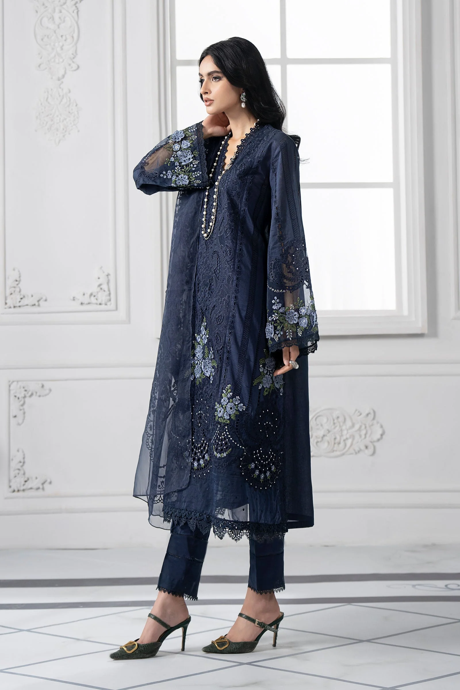 3 Piece Embroidered Lawn Suit | DS-2504-B - Image 7