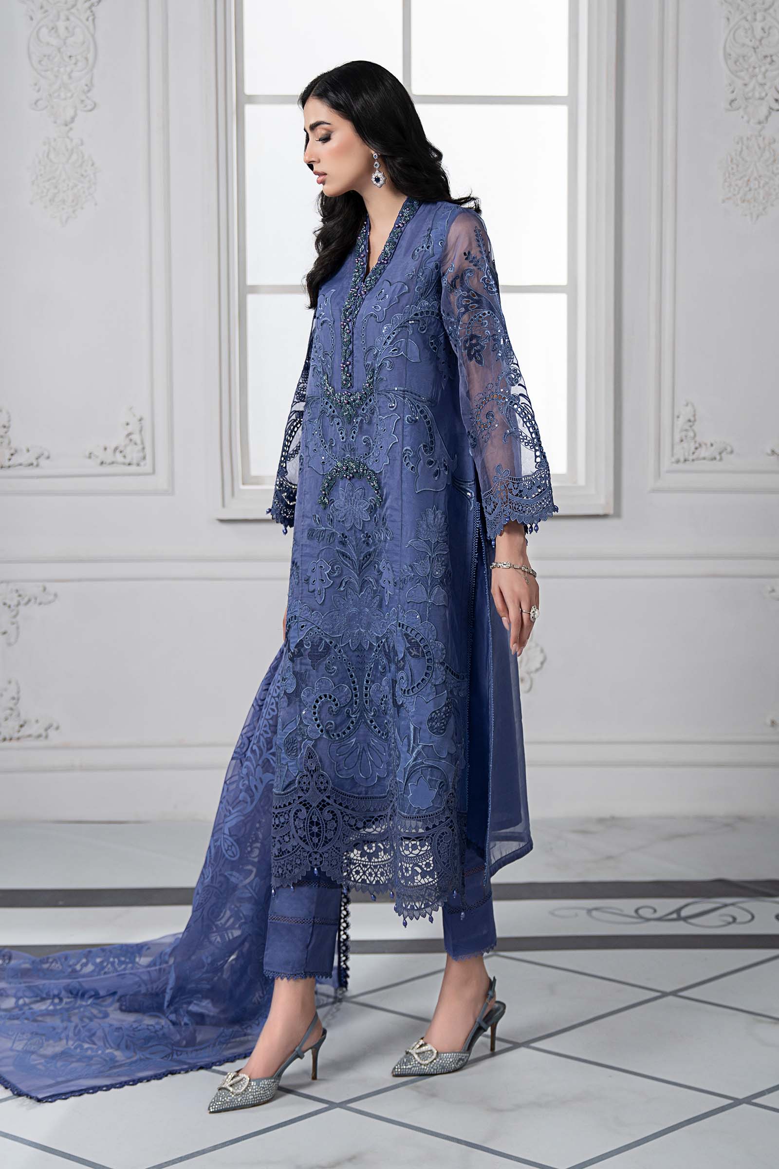 3 Piece Embroidered Organza Suit | DS-2506-B - Image 7
