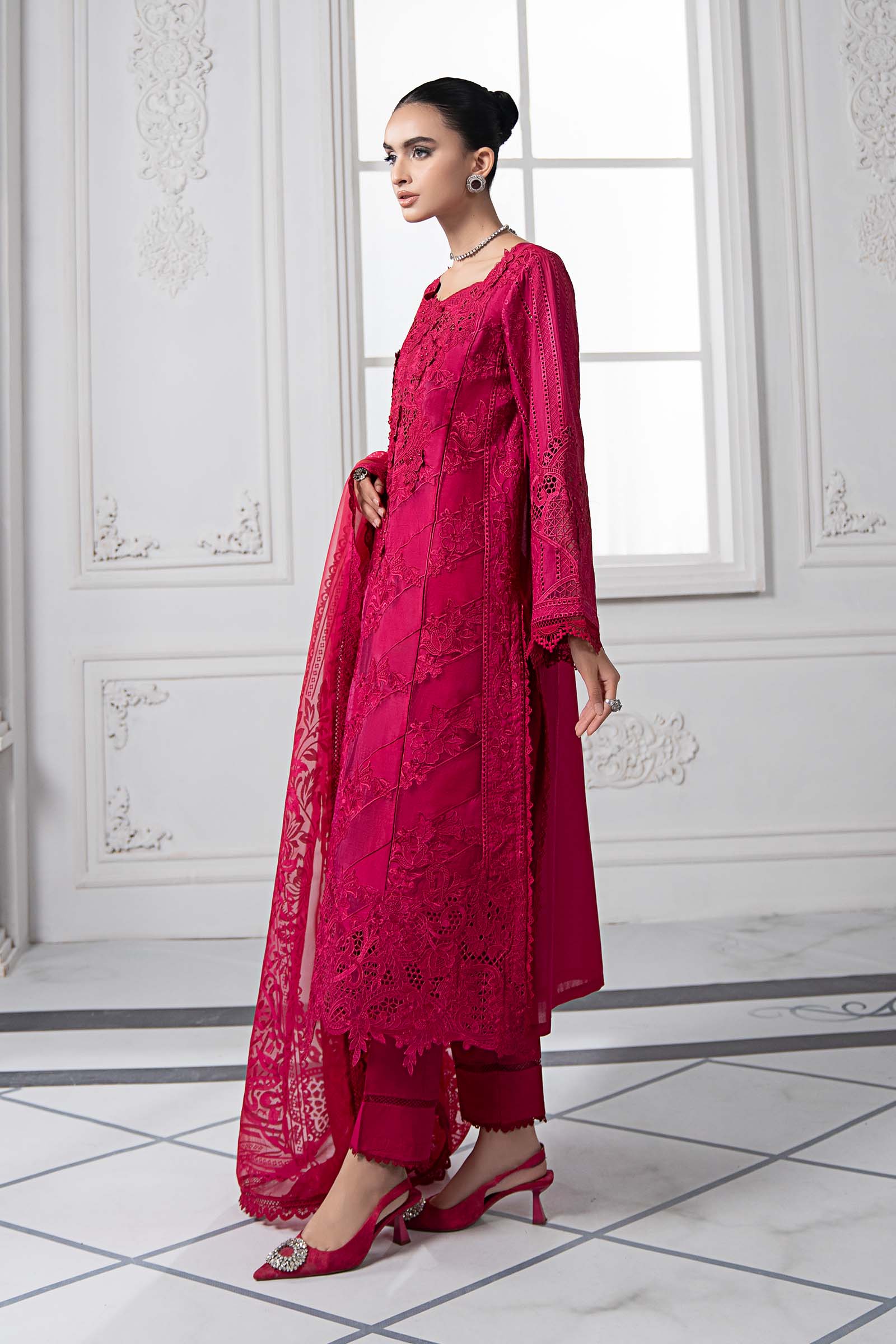 3 Piece Embroidered Lawn Suit | DS-2508-A - Image 8