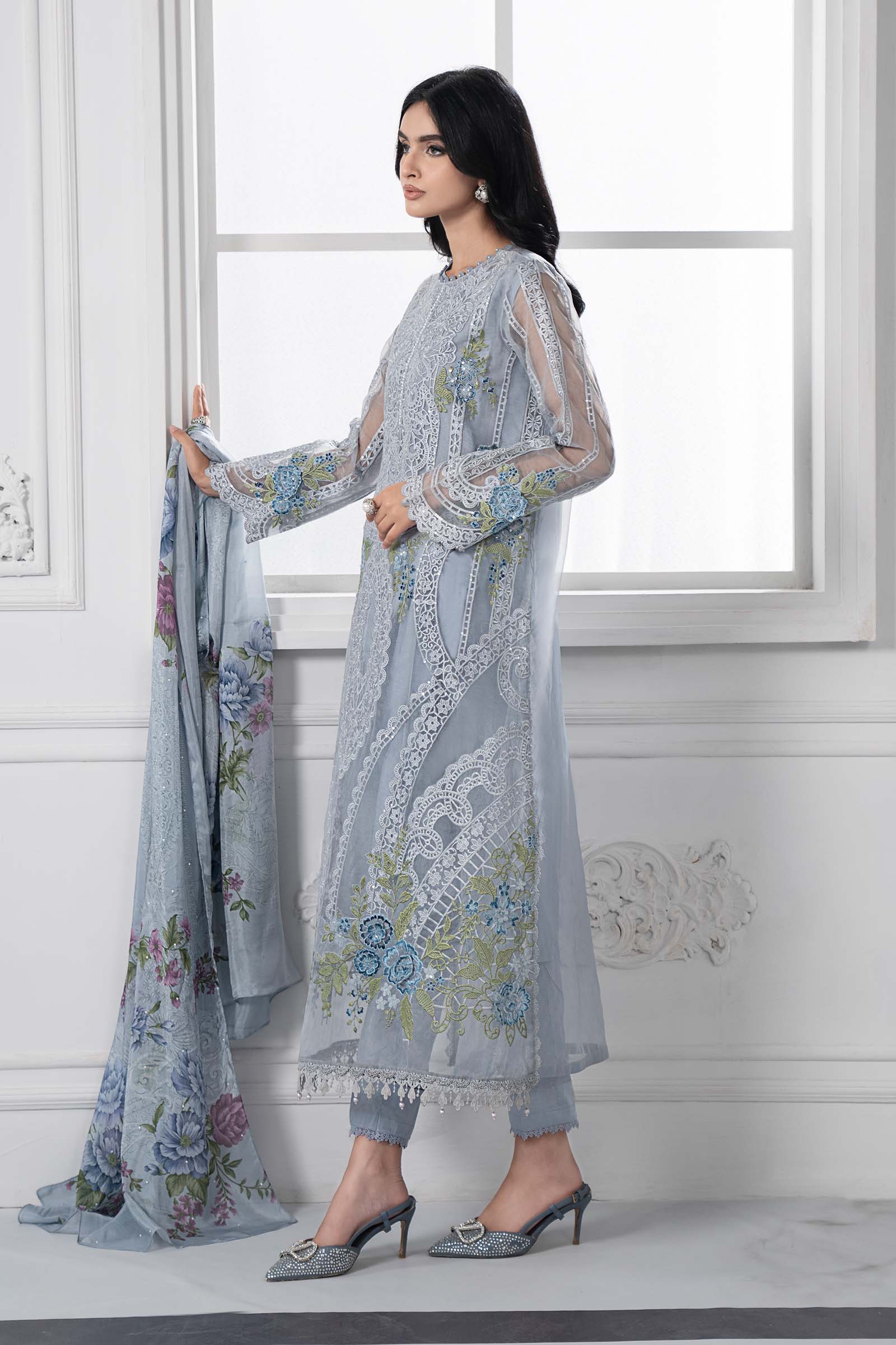 3 Piece Embroidered Organza Suit | DS-2509-B - Image 6