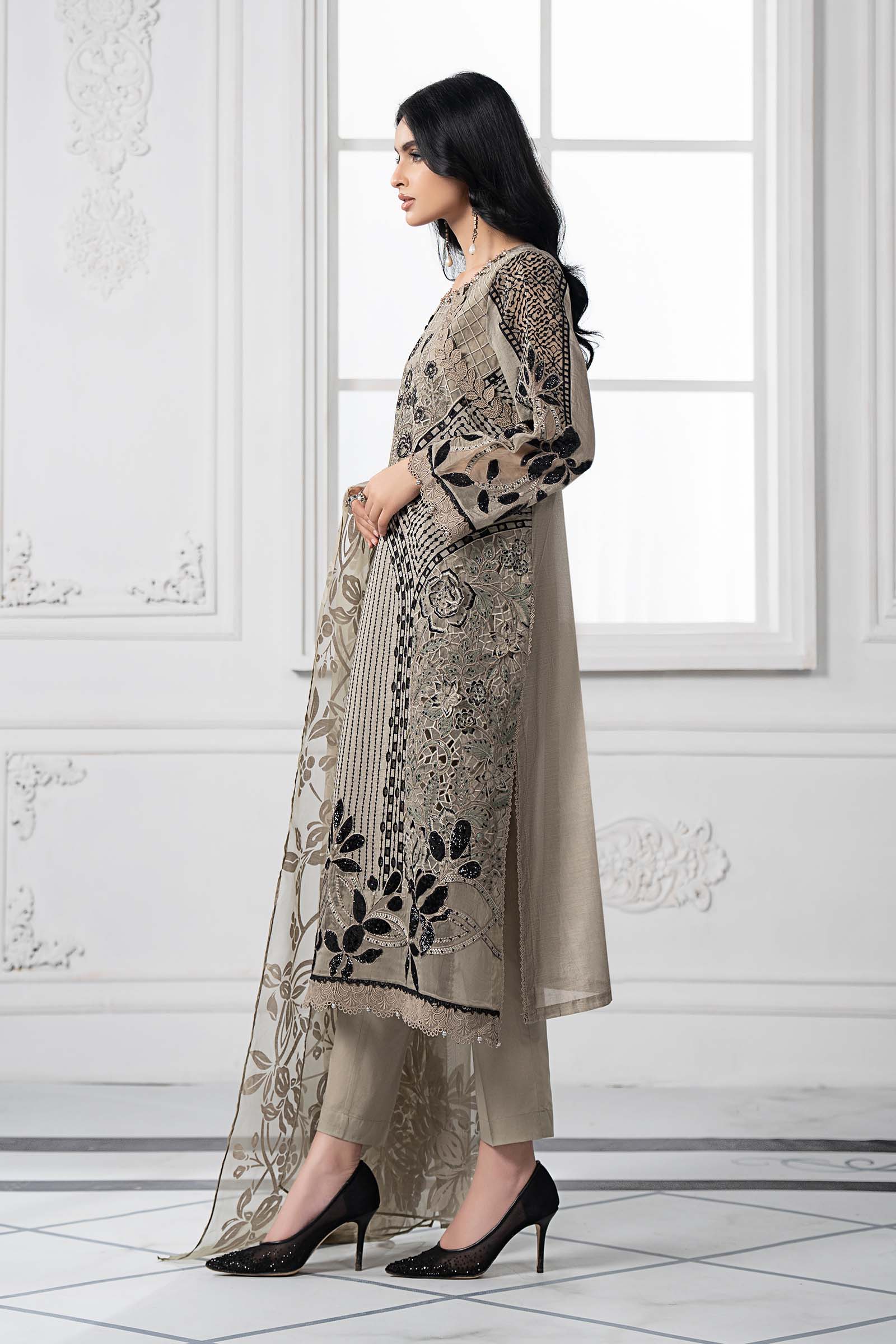 3 Piece Embroidered Paper Cotton Suit | DS-2510-B - Image 4